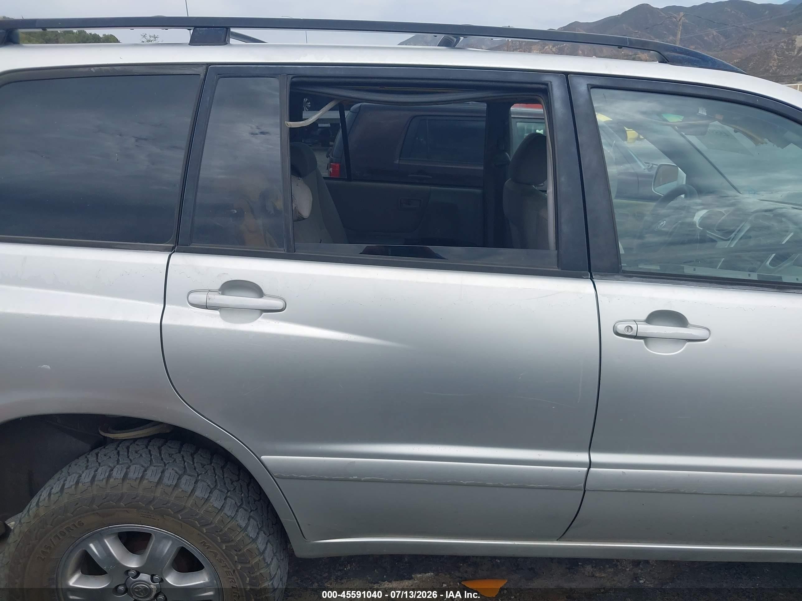 2006 Toyota Highlander V6 Серебряный vin: JTEEP21A360165467