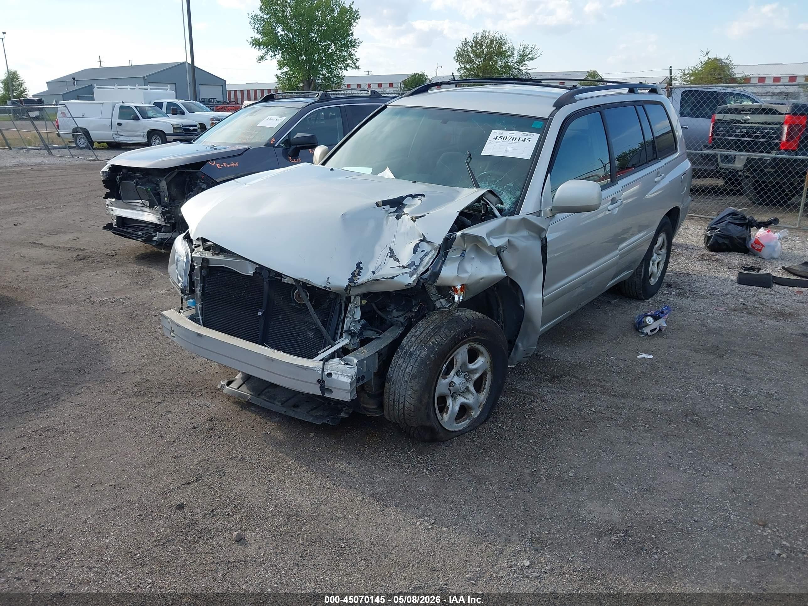 2007 Toyota Highlander V6 Silver vin: JTEEP21A370201658
