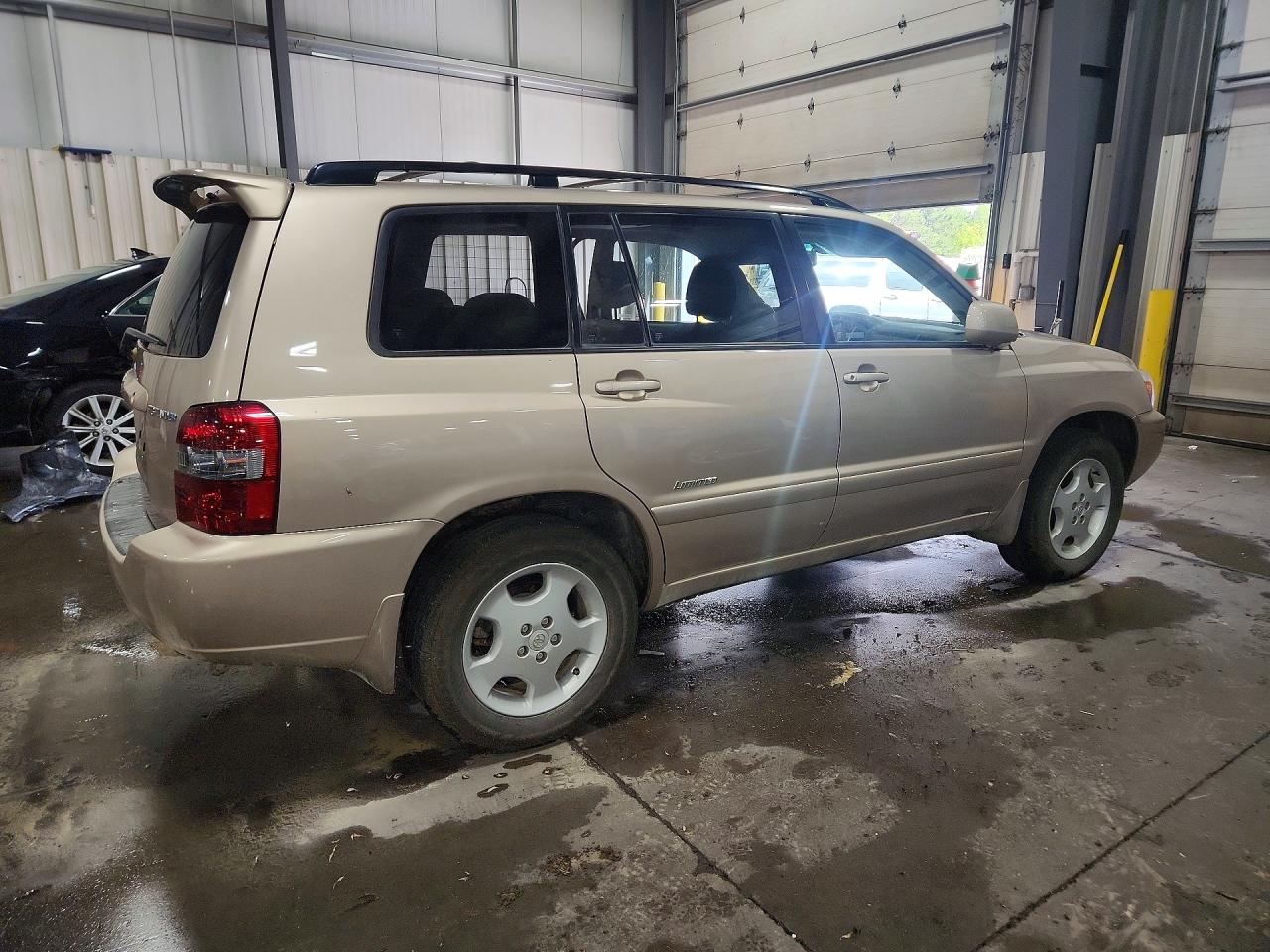 2007 Toyota Highlander Limited Tan vin: JTEEP21A370211753