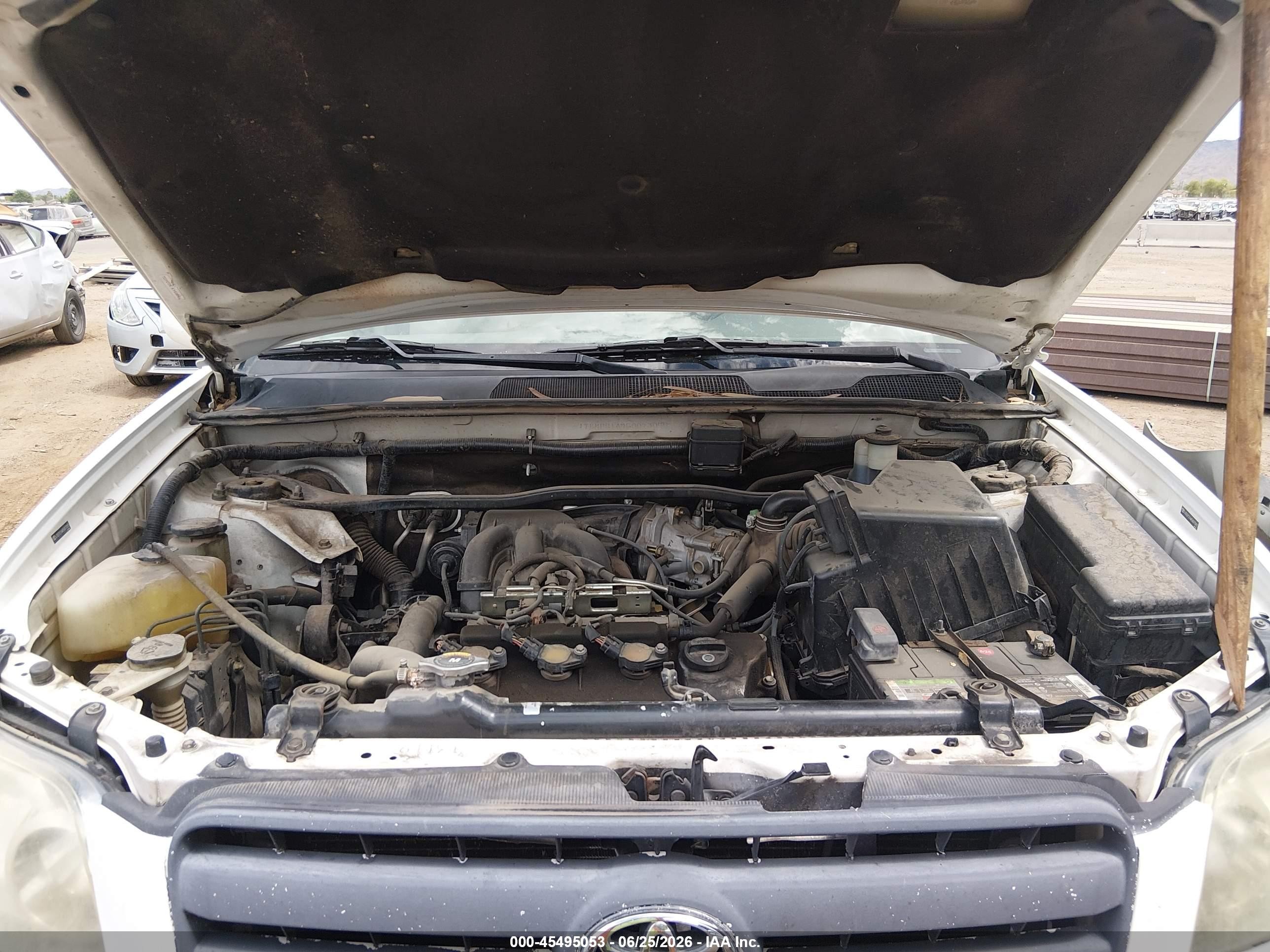2005 Toyota Highlander V6 White vin: JTEEP21A450073055