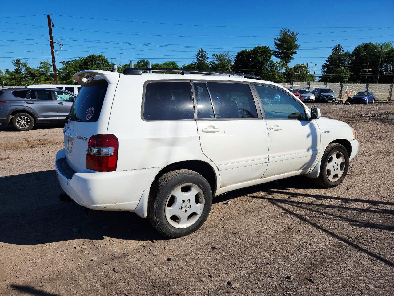 2005 Toyota Highlander Limited White vin: JTEEP21A450084007