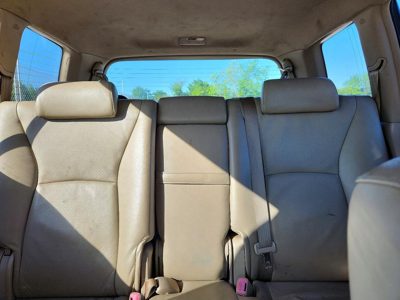 2005 Toyota Highlander Limited White vin: JTEEP21A450084007