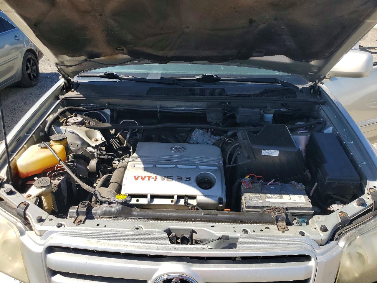 2005 Toyota Highlander Limited Silver vin: JTEEP21A450085514