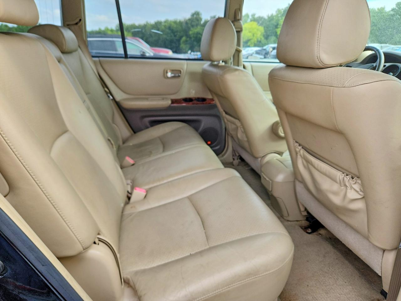 2005 Toyota Highlander Limited Black vin: JTEEP21A450102361