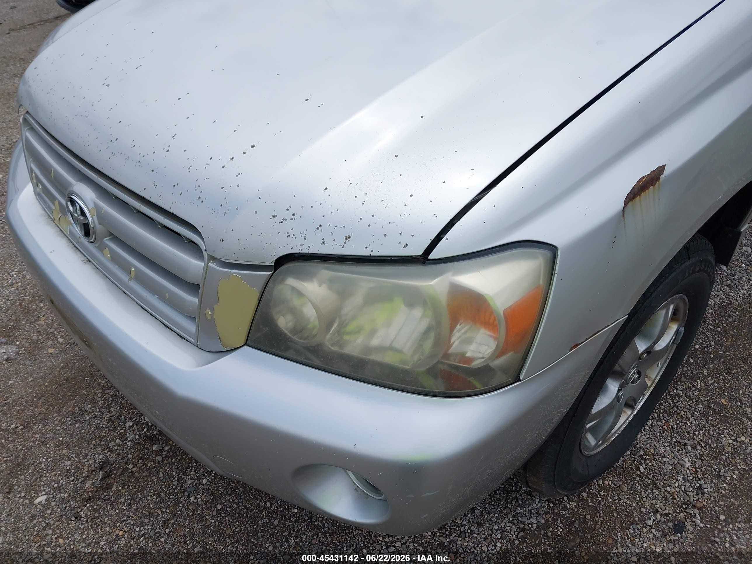 2005 Toyota Highlander V6 Silver vin: JTEEP21A450115983