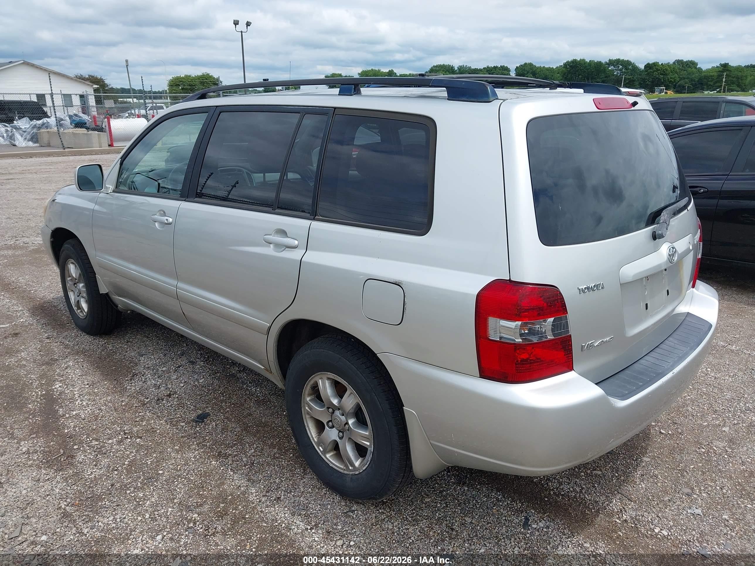 2005 Toyota Highlander V6 Silver vin: JTEEP21A450115983