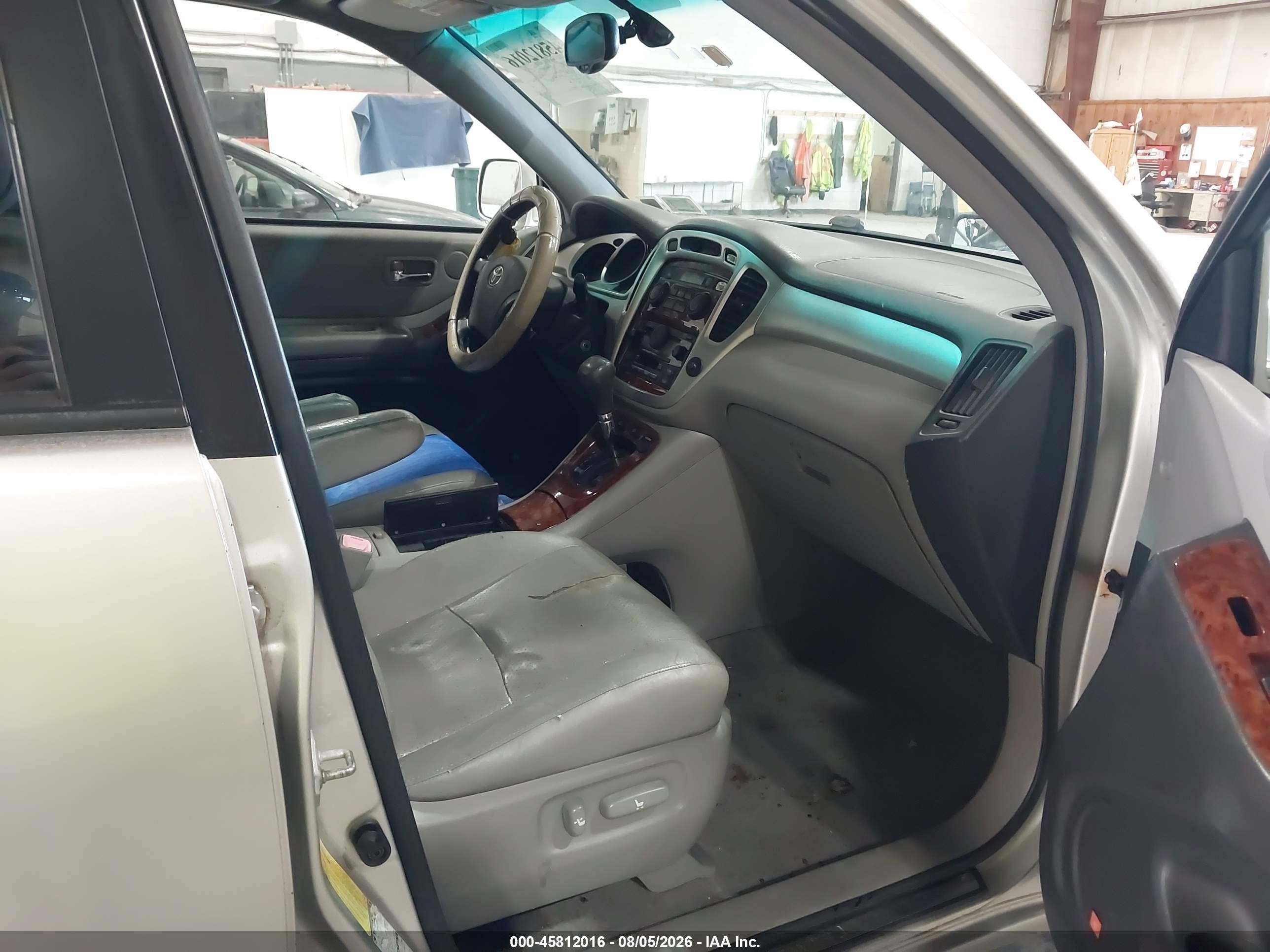 2006 Toyota Highlander Limited V6 Silver vin: JTEEP21A460146975