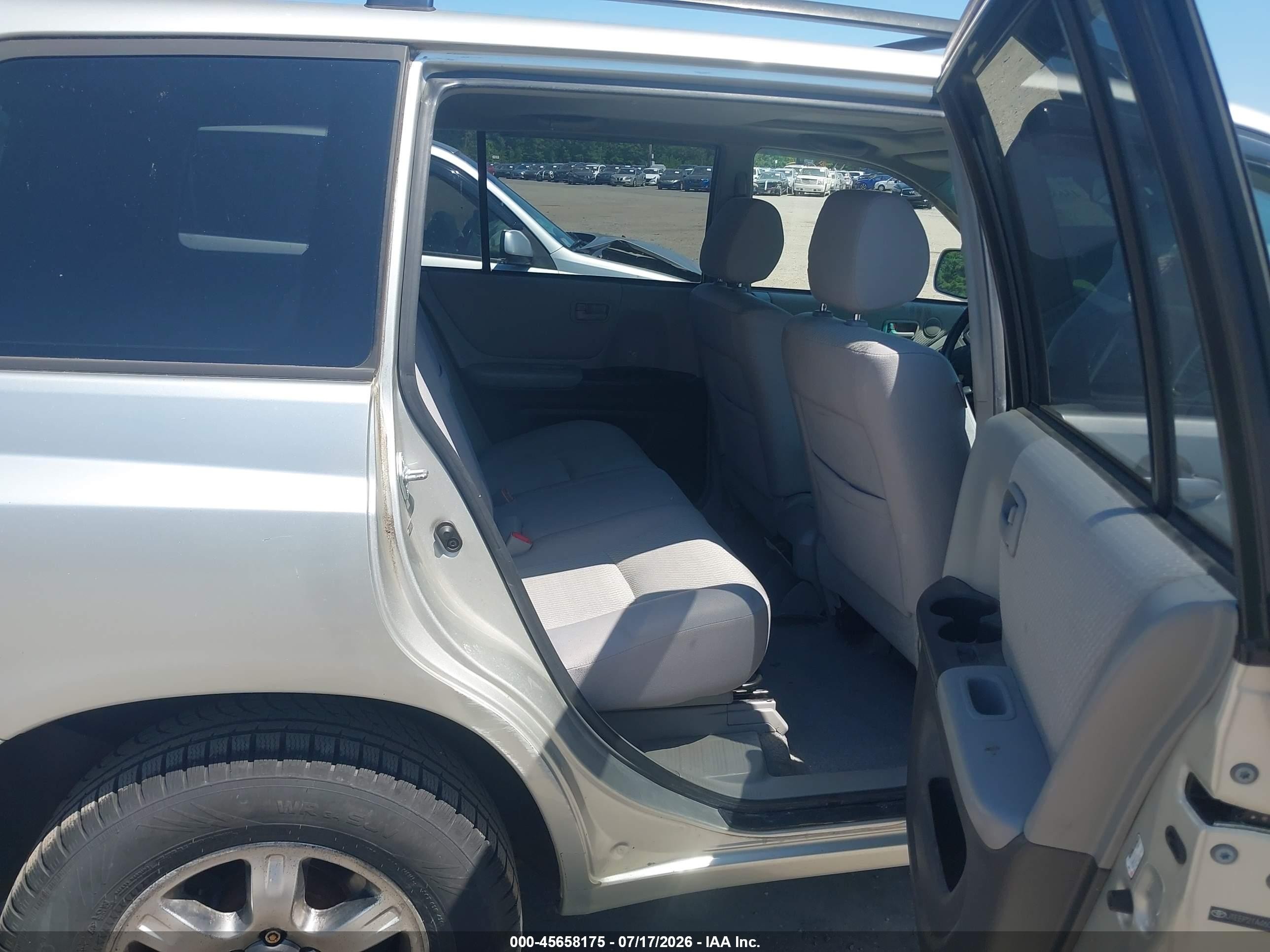 2006 Toyota Highlander V6 Серебряный vin: JTEEP21A460169771