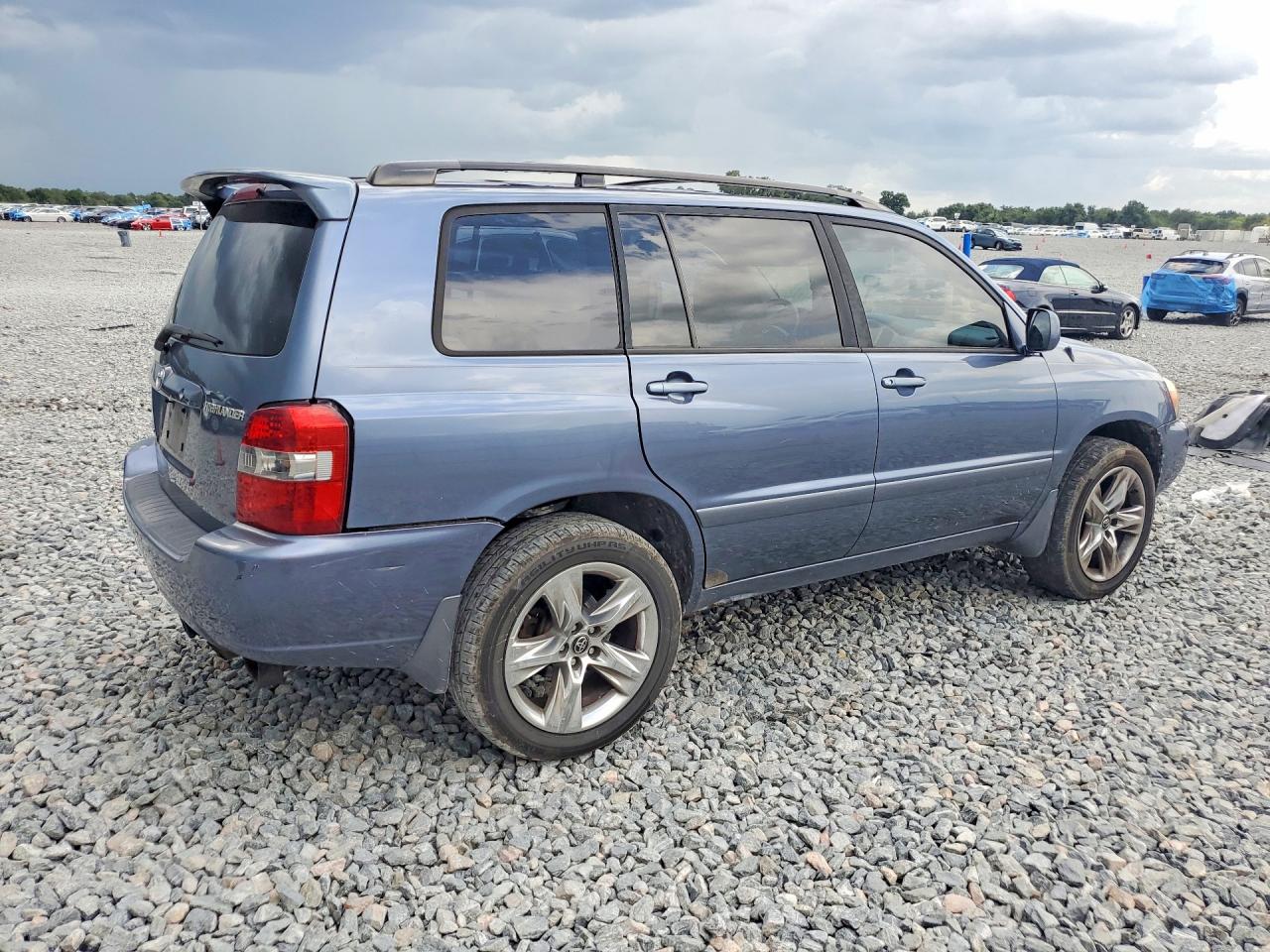 2007 Toyota Highlander Base Gray vin: JTEEP21A470204391