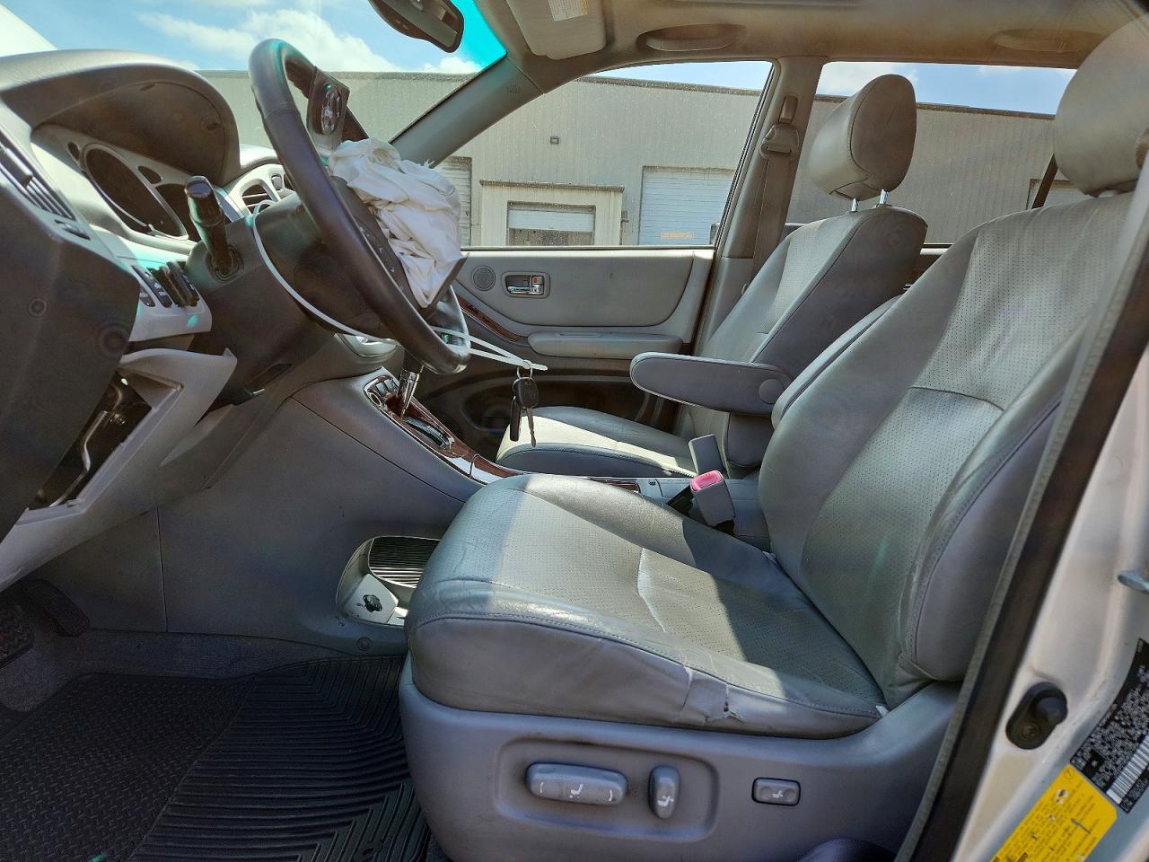 2004 Toyota Highlander Limited Silver vin: JTEEP21A540011856