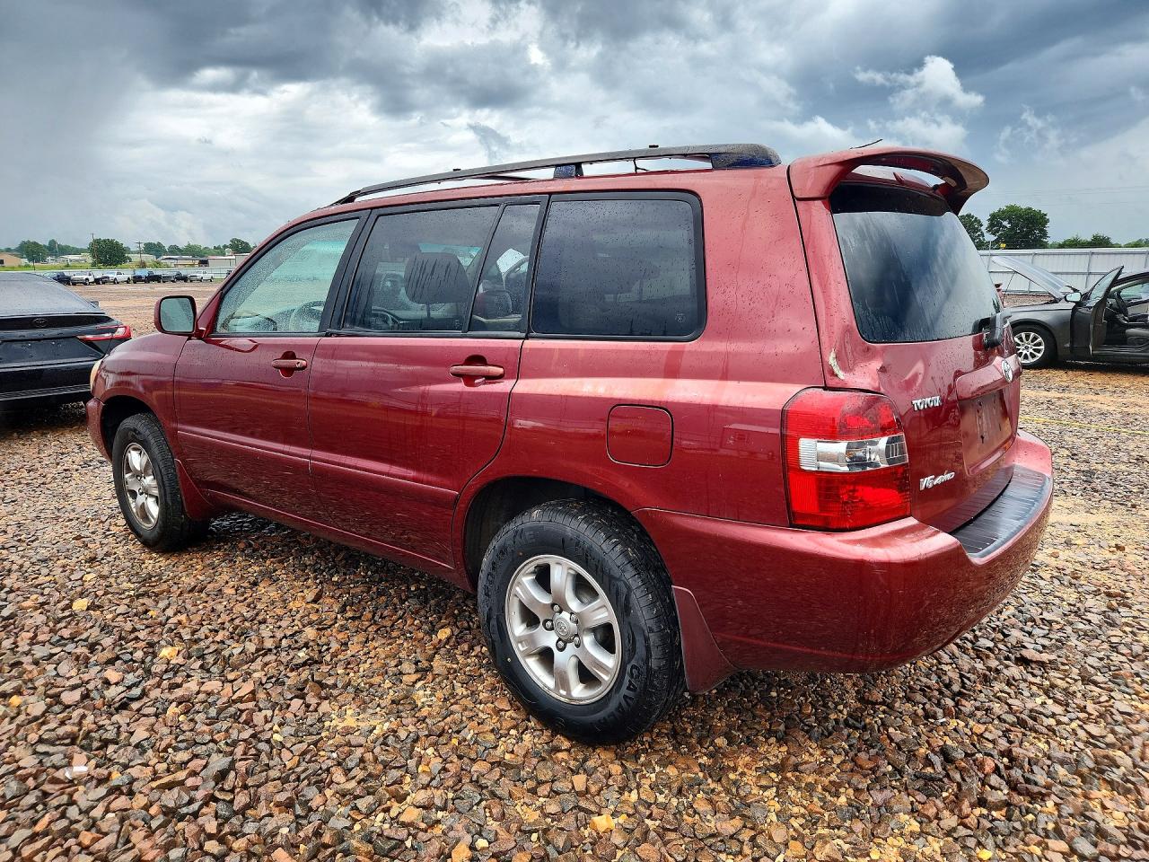 2005 Toyota Highlander Limited Red vin: JTEEP21A550068060