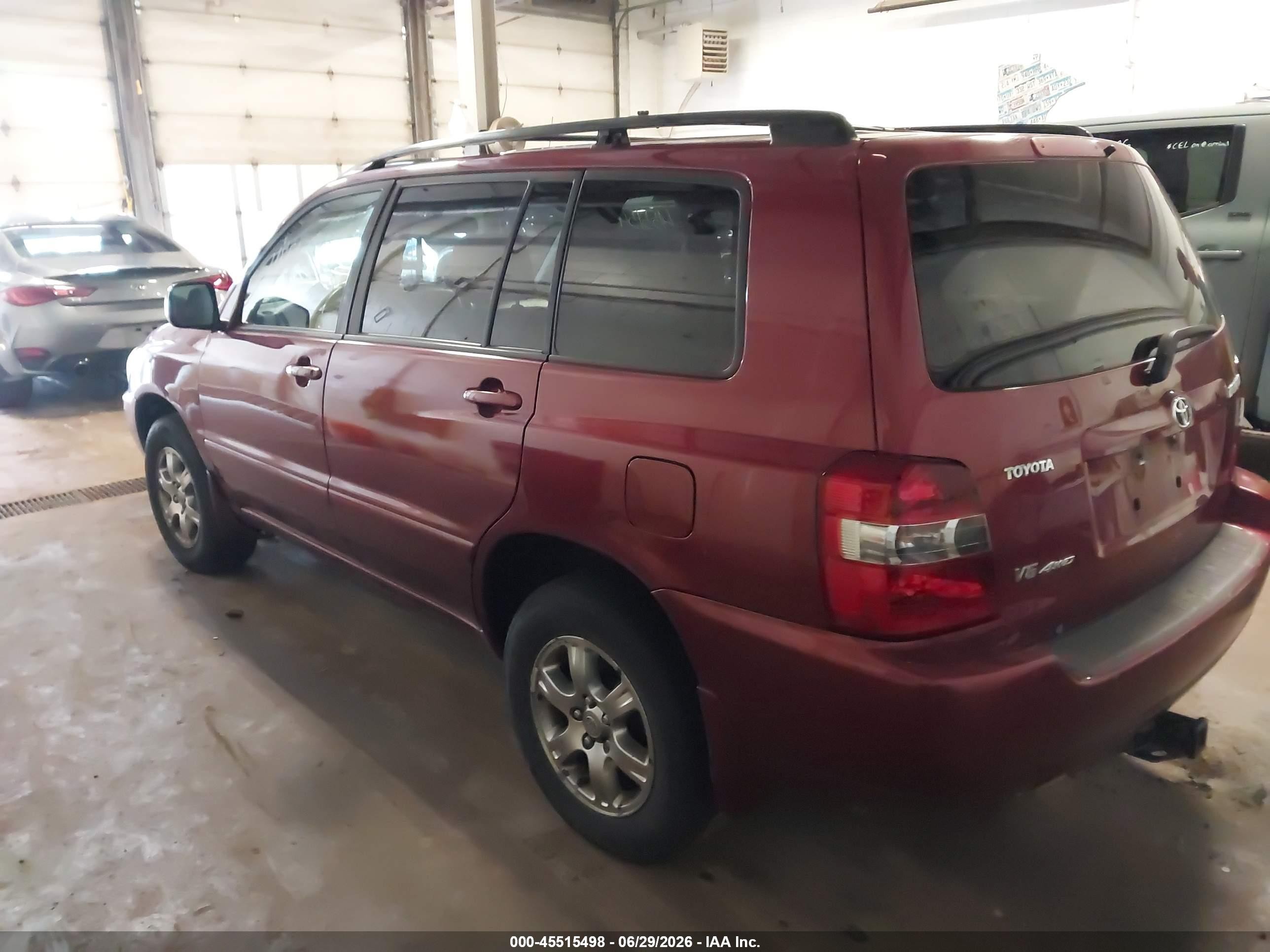2005 Toyota Highlander V6 Burgundy vin: JTEEP21A550090608