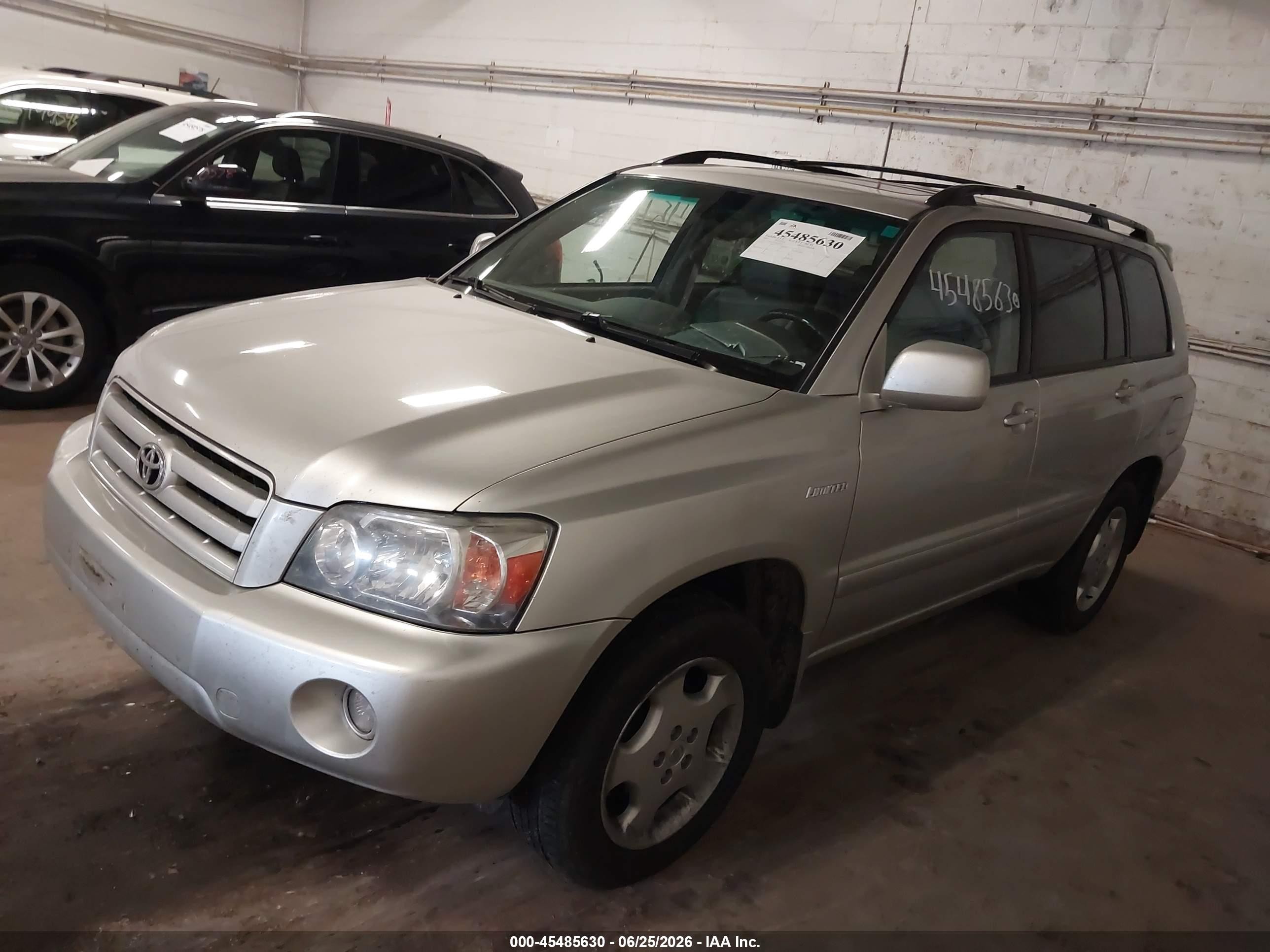 2005 Toyota Highlander Limited V6 Silver vin: JTEEP21A550100439