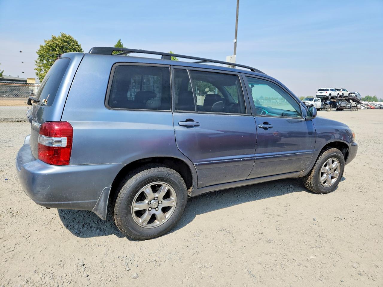 2005 Toyota Highlander Base Blue vin: JTEEP21A550119184
