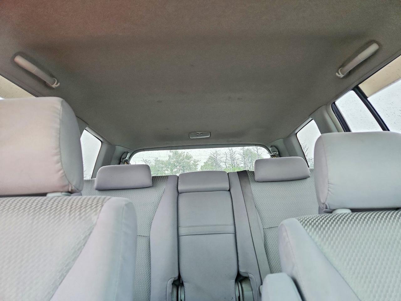 2005 Toyota Highlander Limited Silver vin: JTEEP21A550122263