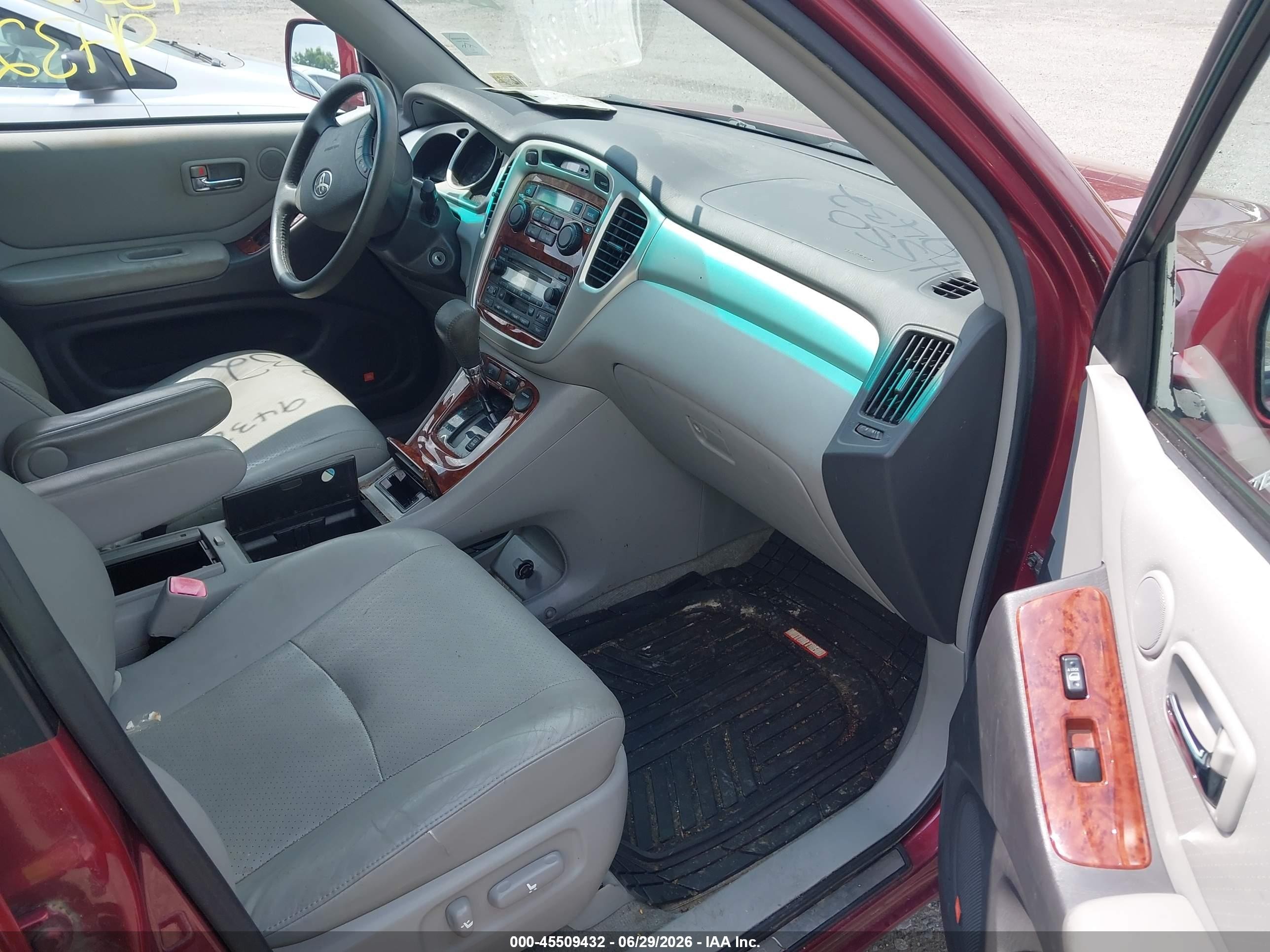 2005 Toyota Highlander Limited V6 Burgundy vin: JTEEP21A550128838