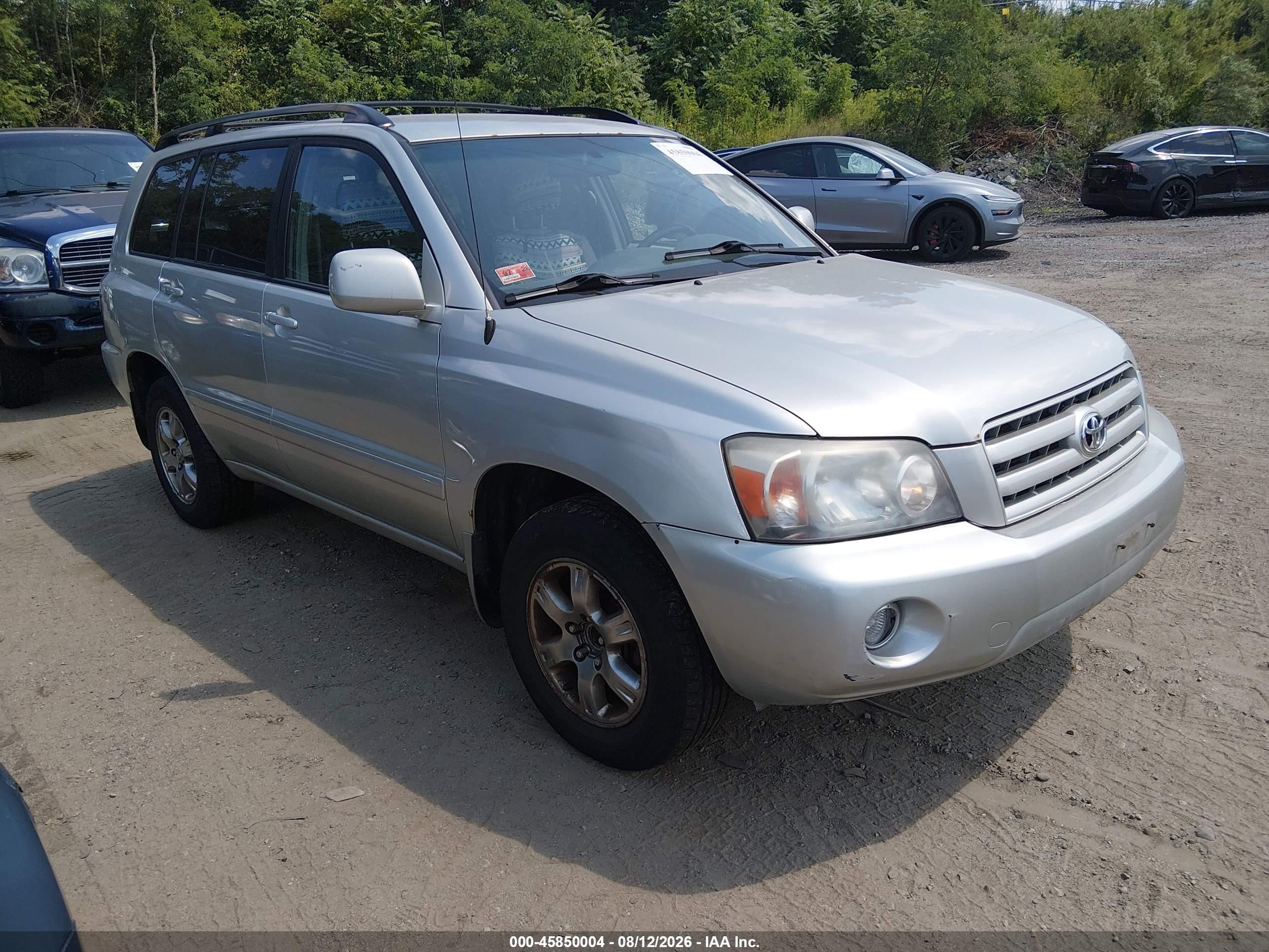 2005 Toyota Highlander V6 Silver vin: JTEEP21A550130556