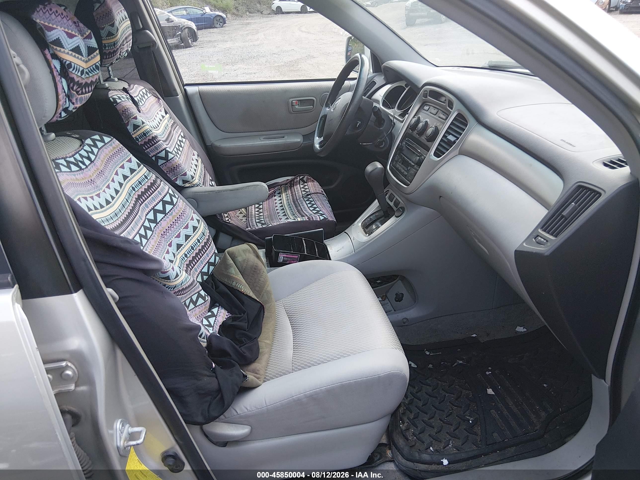2005 Toyota Highlander V6 Silver vin: JTEEP21A550130556