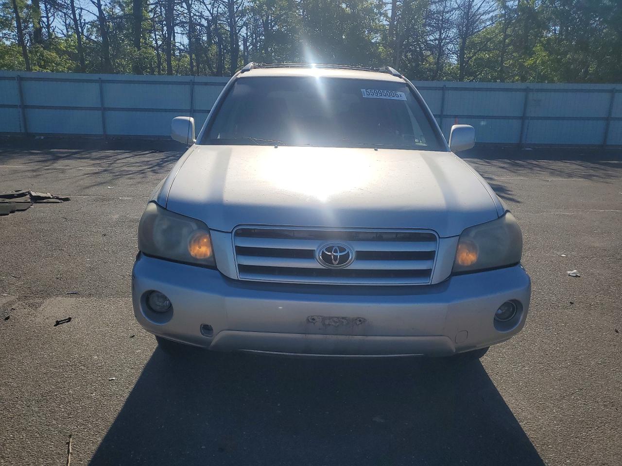 2006 Toyota Highlander Limited Silver vin: JTEEP21A560163381