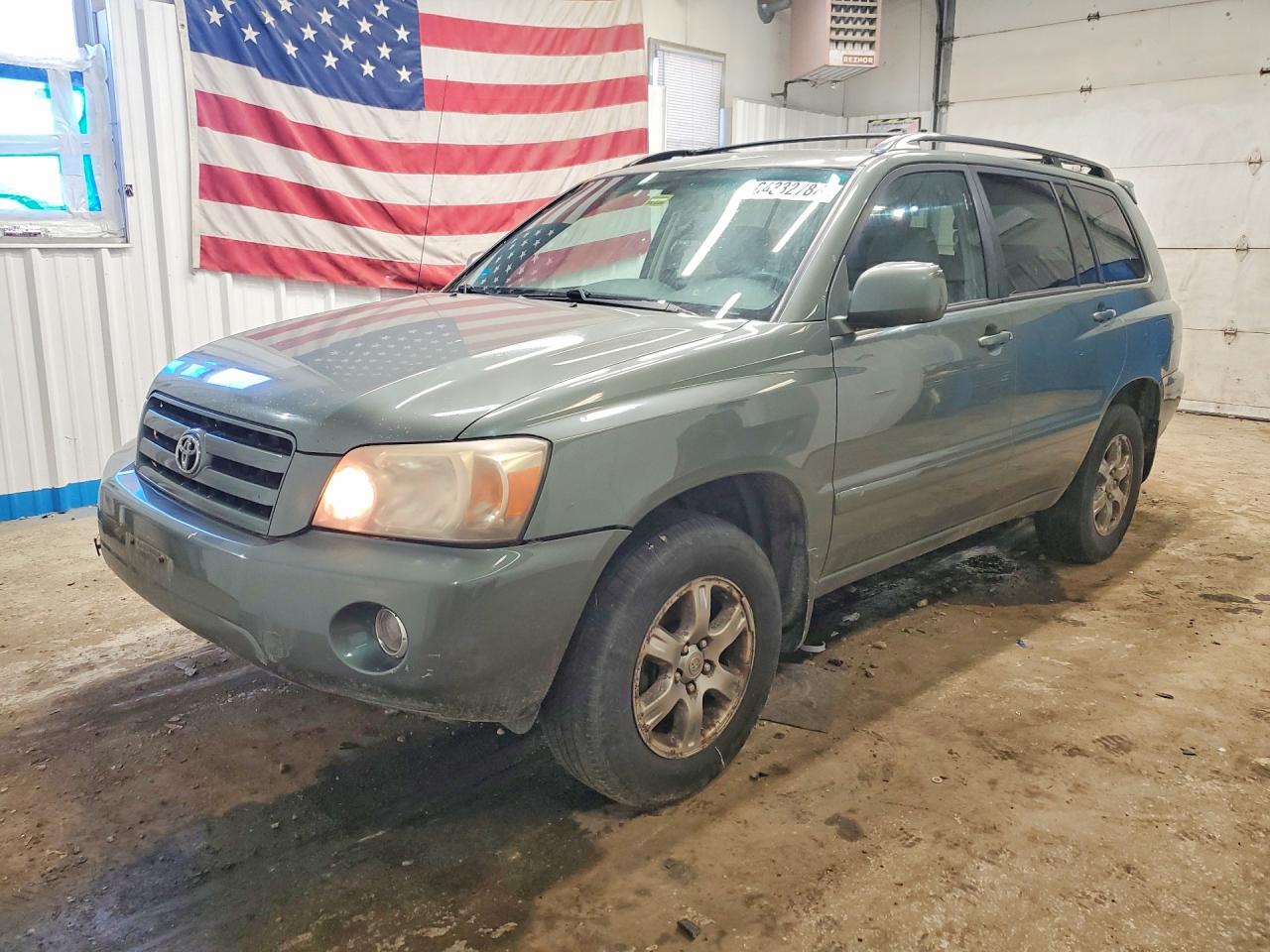 2006 Toyota Highlander Base Green vin: JTEEP21A560164434