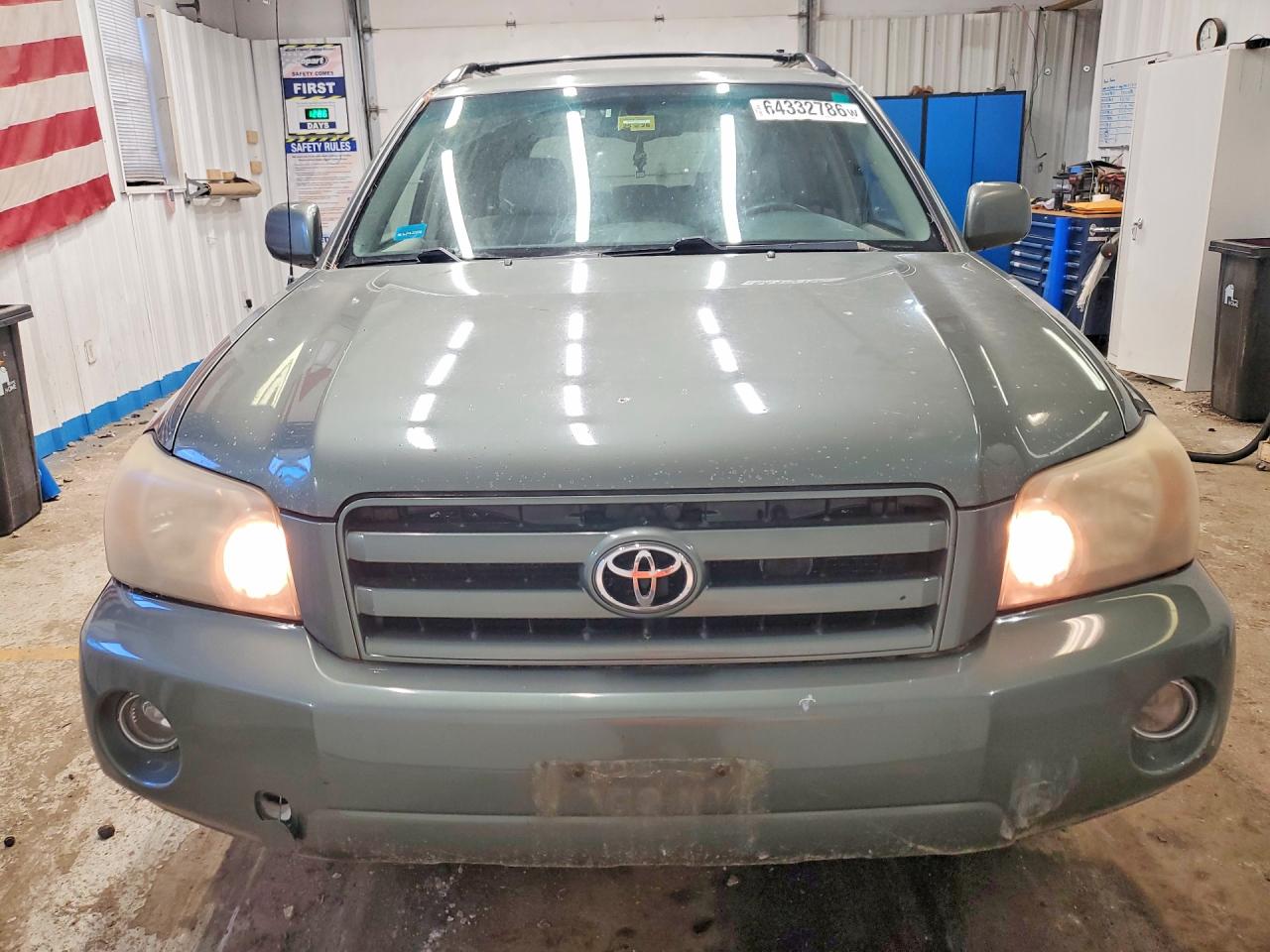 2006 Toyota Highlander Base Green vin: JTEEP21A560164434