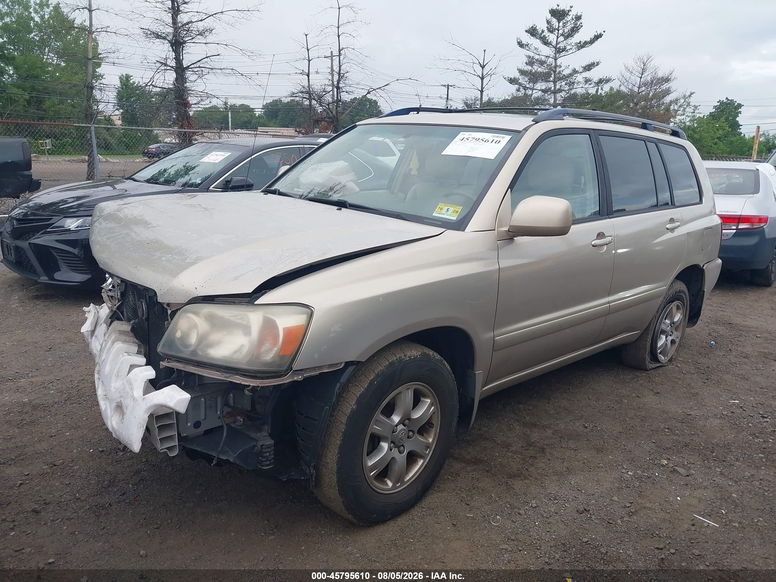 2006 Toyota Highlander V6 Beige vin: JTEEP21A560165552