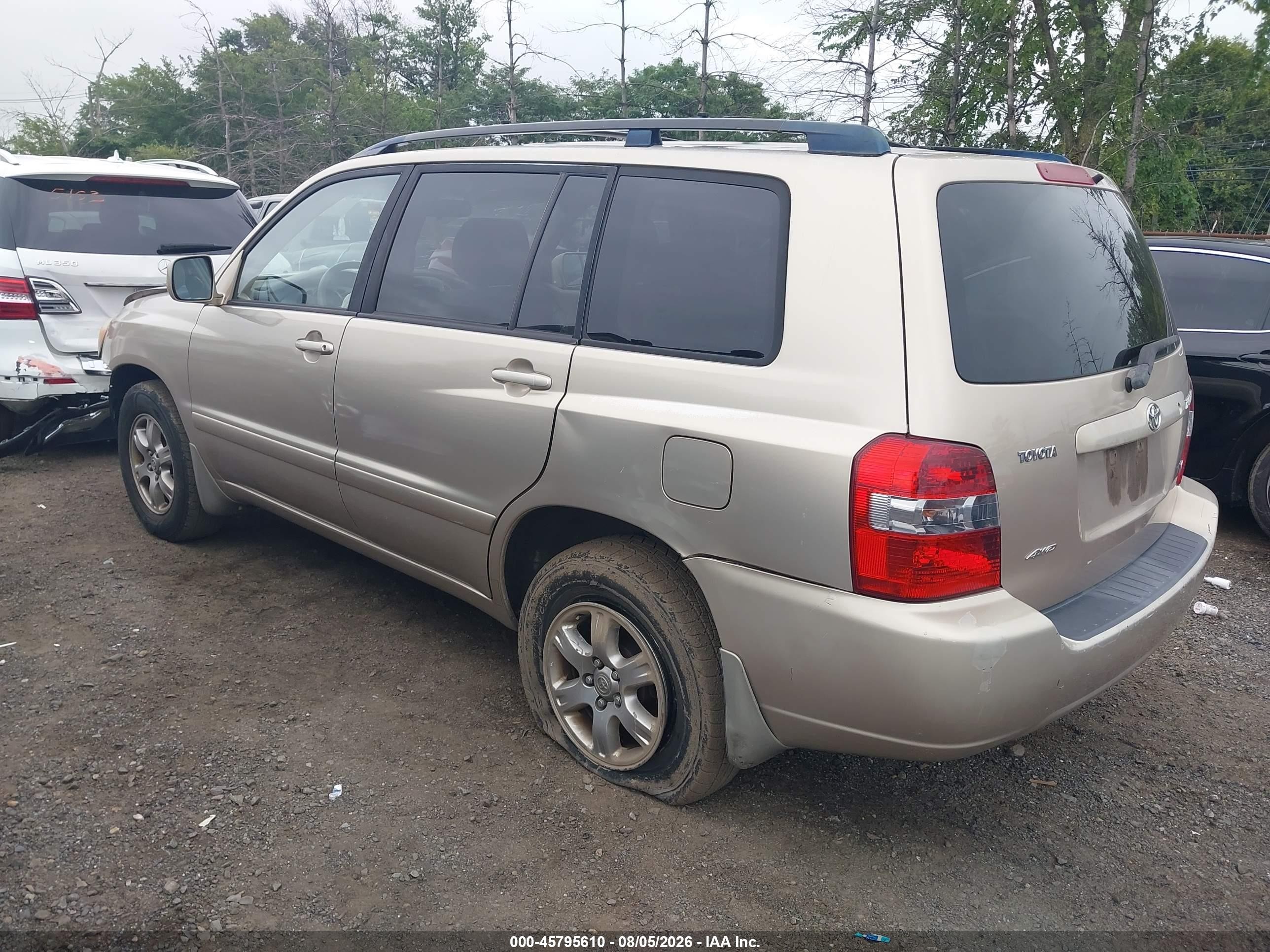 2006 Toyota Highlander V6 Beige vin: JTEEP21A560165552
