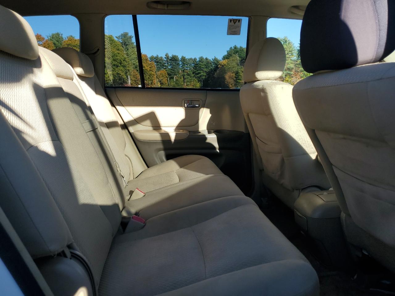 2006 Toyota Highlander Limited White vin: JTEEP21A560167544