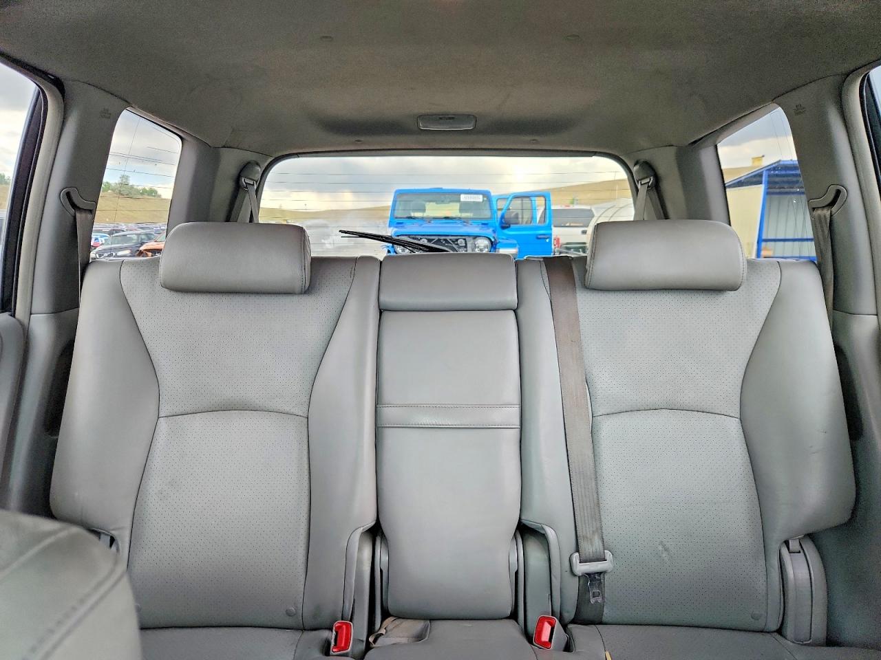 2007 Toyota Highlander Base Blue vin: JTEEP21A570205985