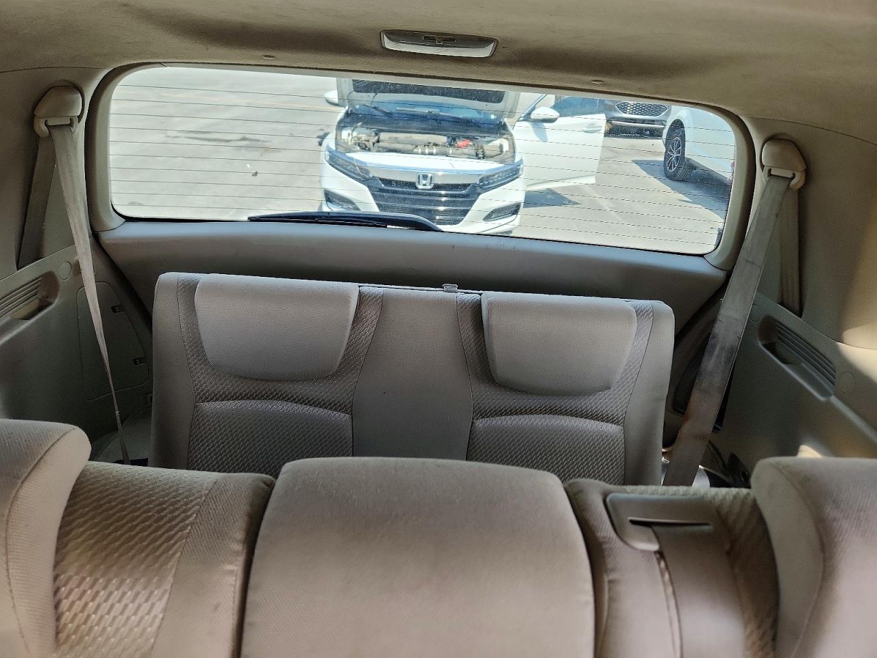 2004 Toyota Highlander Base Gold vin: JTEEP21A640047555