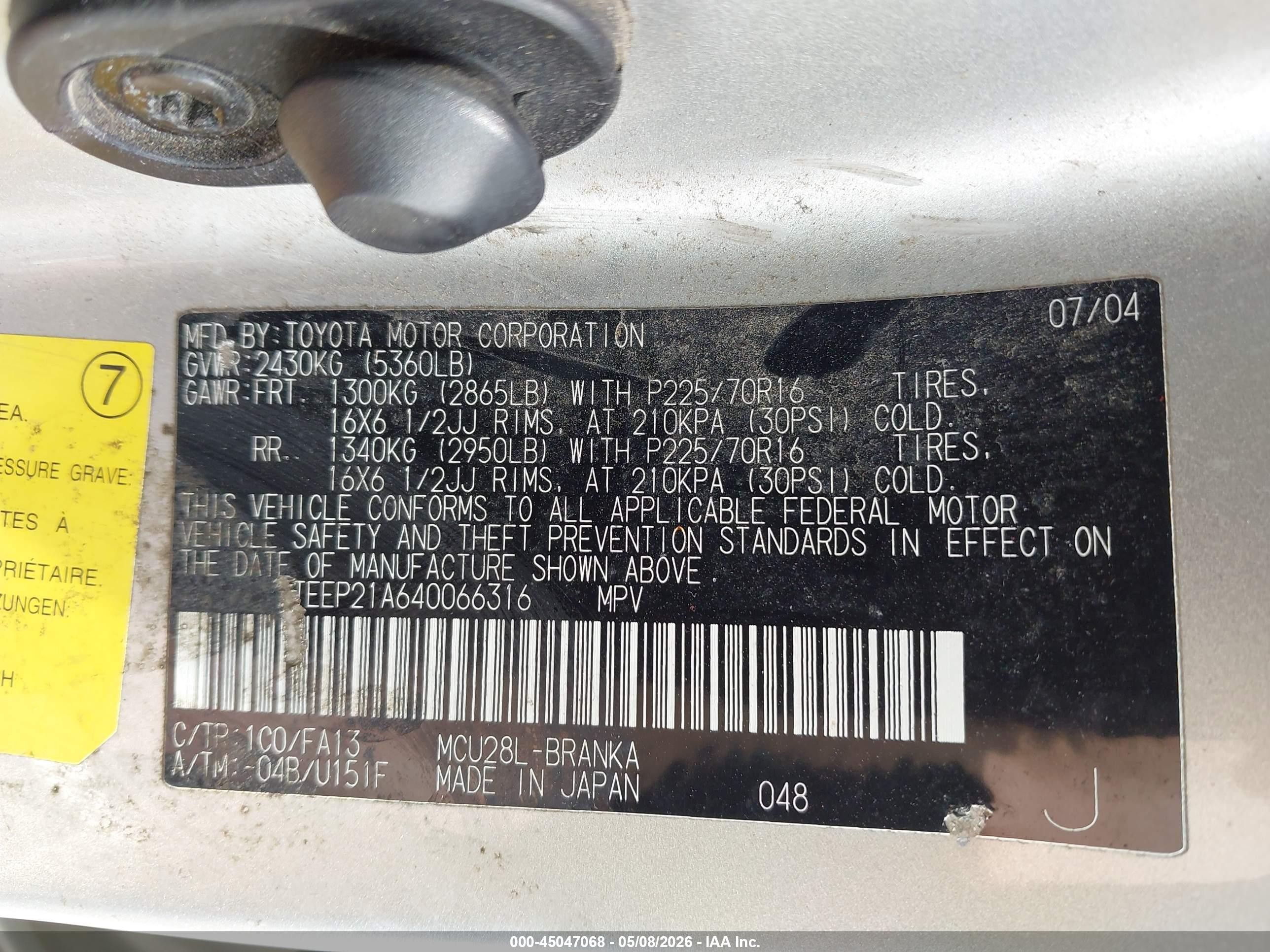 2004 Toyota Highlander V6 Silver vin: JTEEP21A640066316