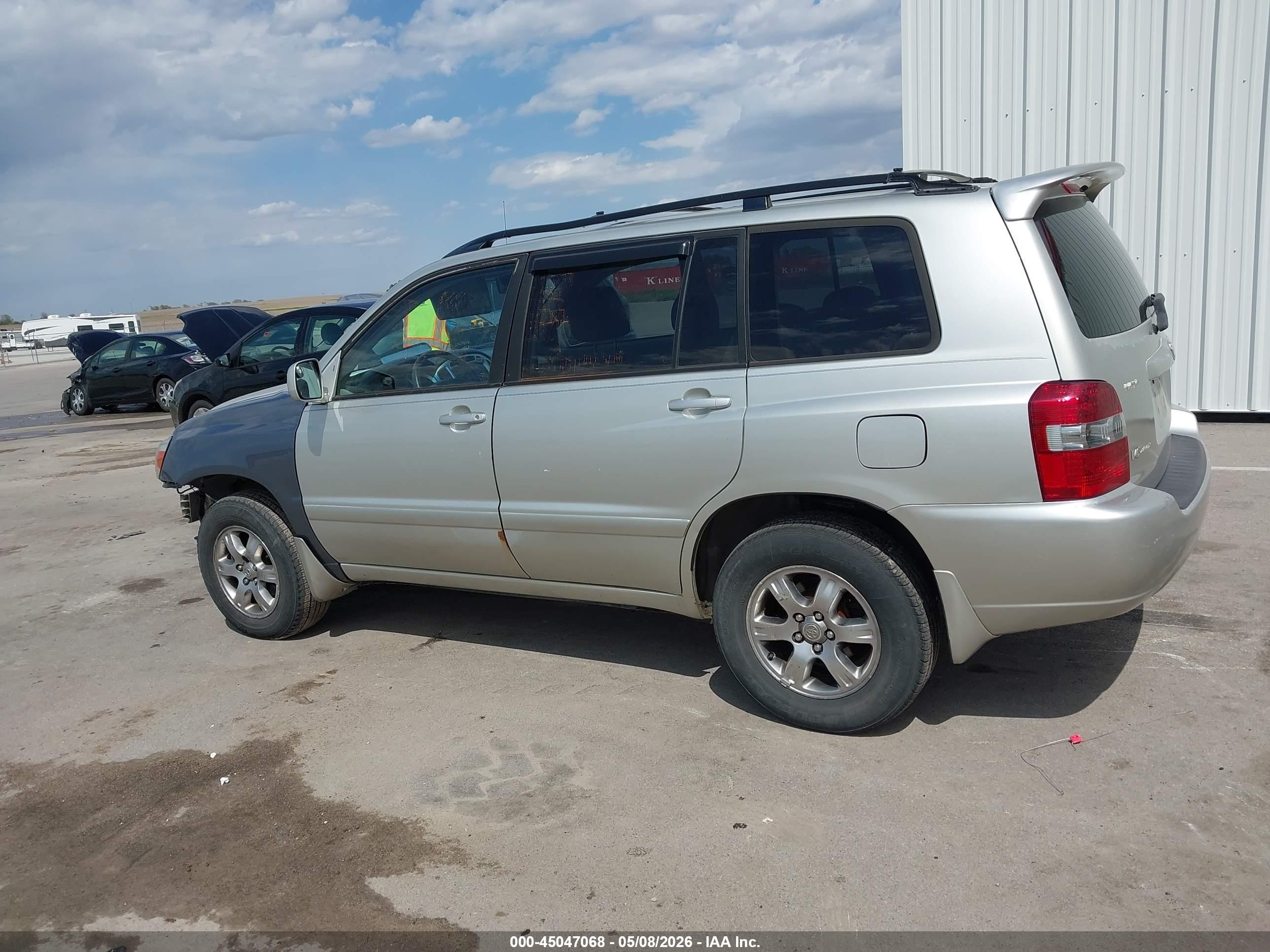 2004 Toyota Highlander V6 Silver vin: JTEEP21A640066316