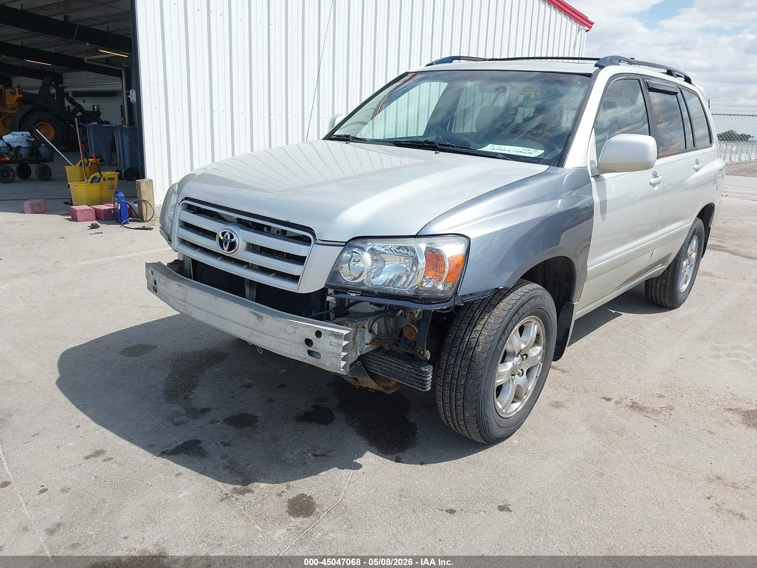 2004 Toyota Highlander V6 Silver vin: JTEEP21A640066316
