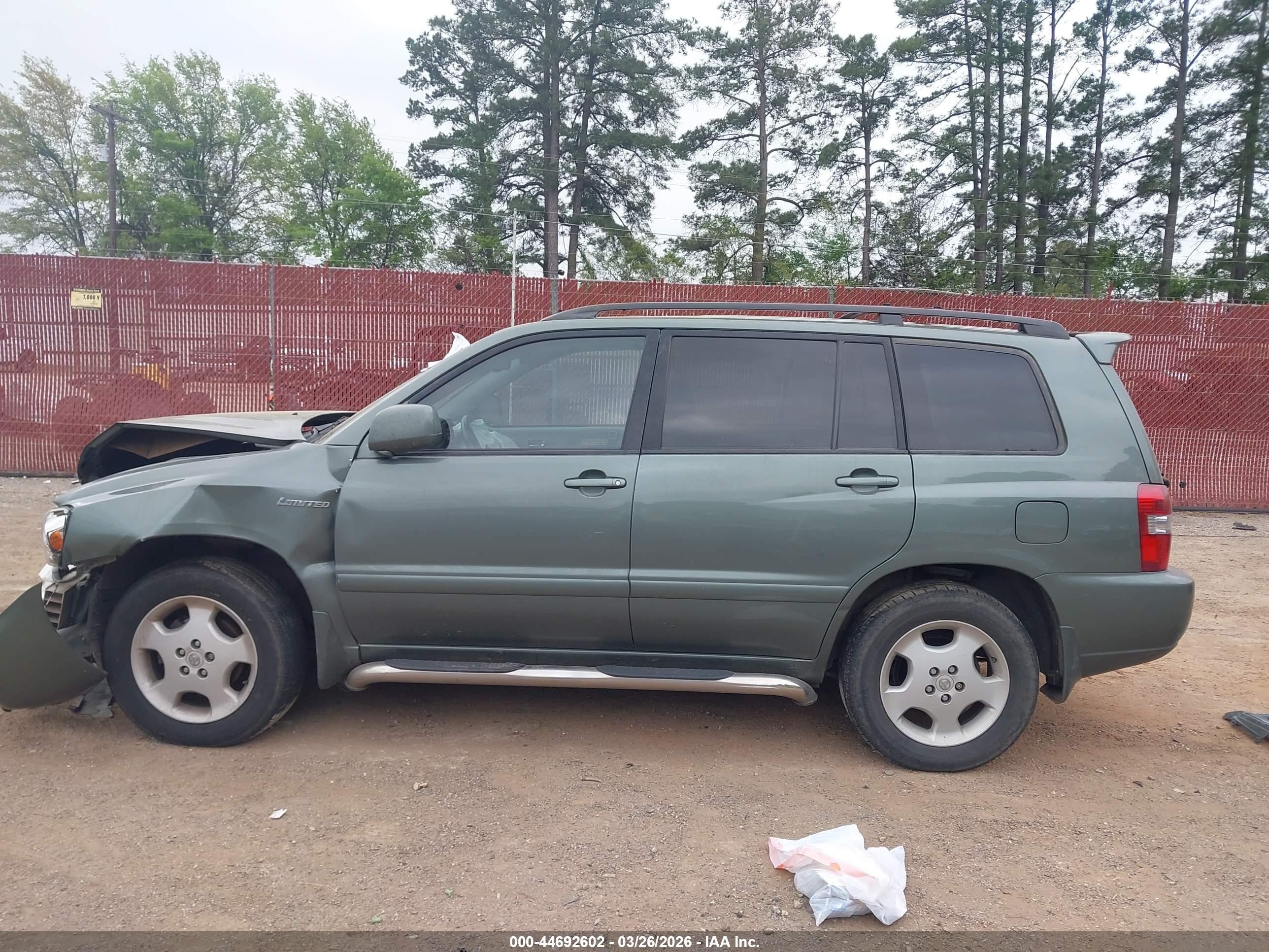 2004 Toyota Highlander Limited V6 Green vin: JTEEP21A640067000