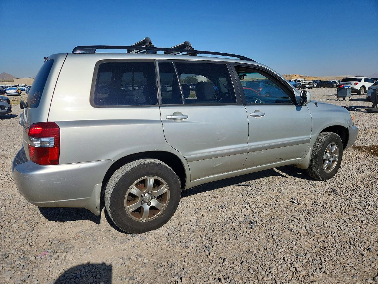 2005 Toyota Highlander Base Gray vin: JTEEP21A650076099