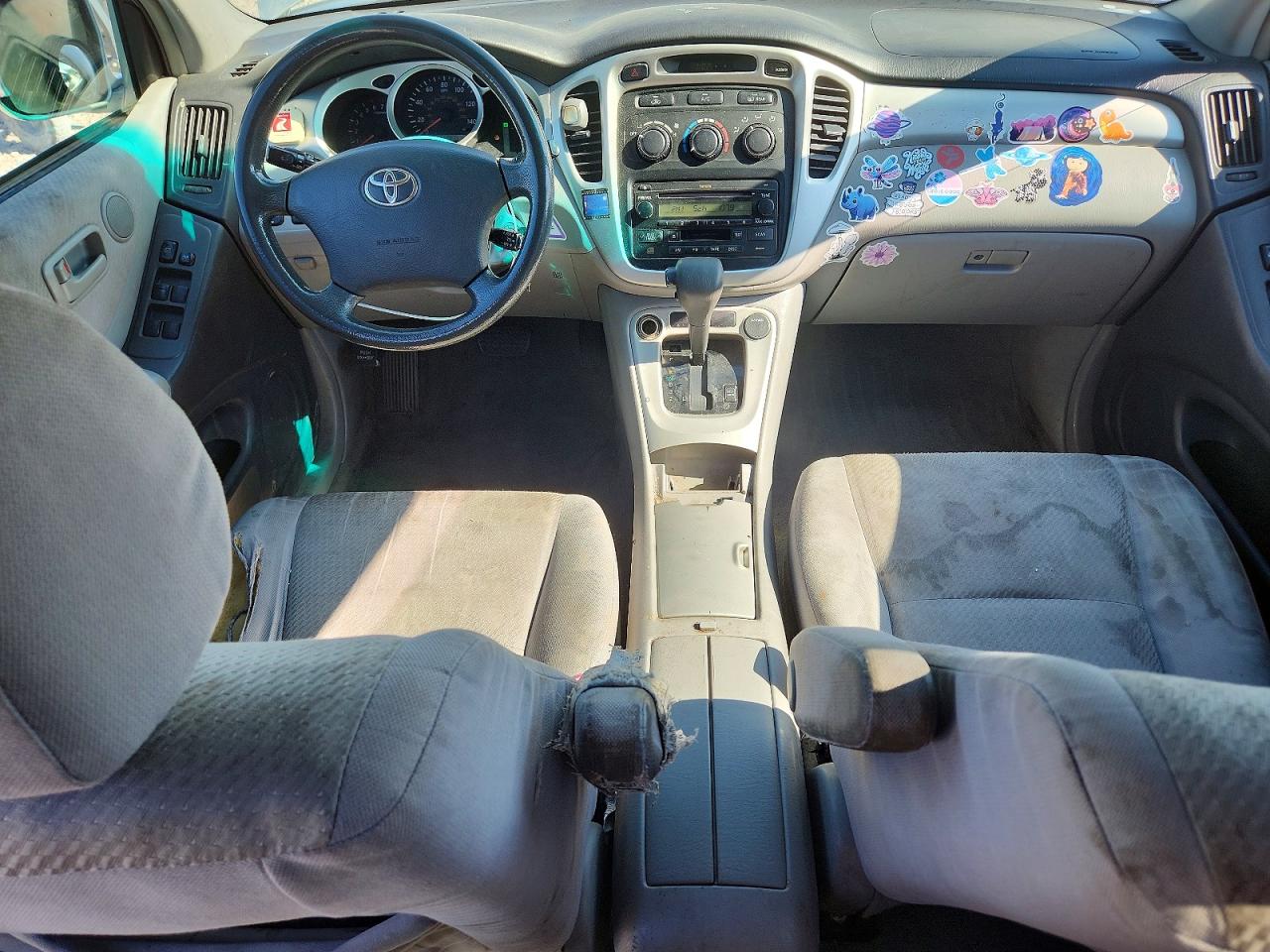 2005 Toyota Highlander Base Gray vin: JTEEP21A650076099
