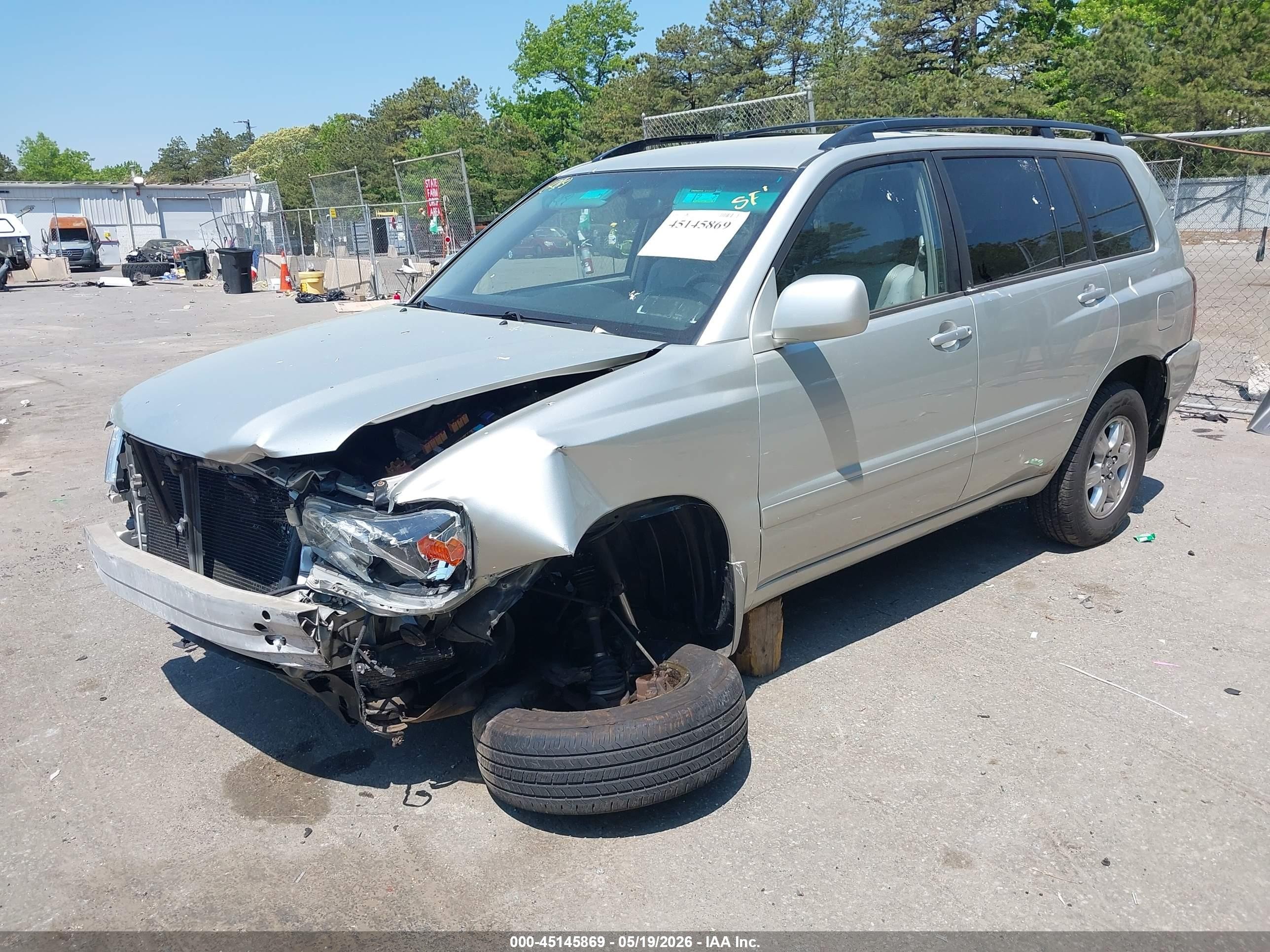 2005 Toyota Highlander V6 Серебряный vin: JTEEP21A650083005