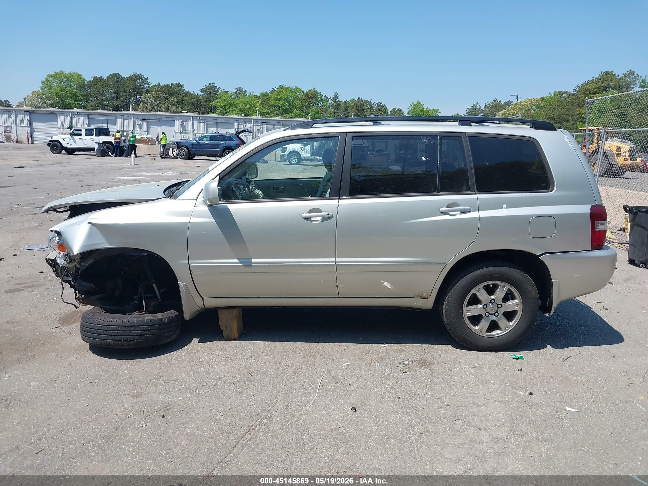 2005 Toyota Highlander V6 Серебряный vin: JTEEP21A650083005