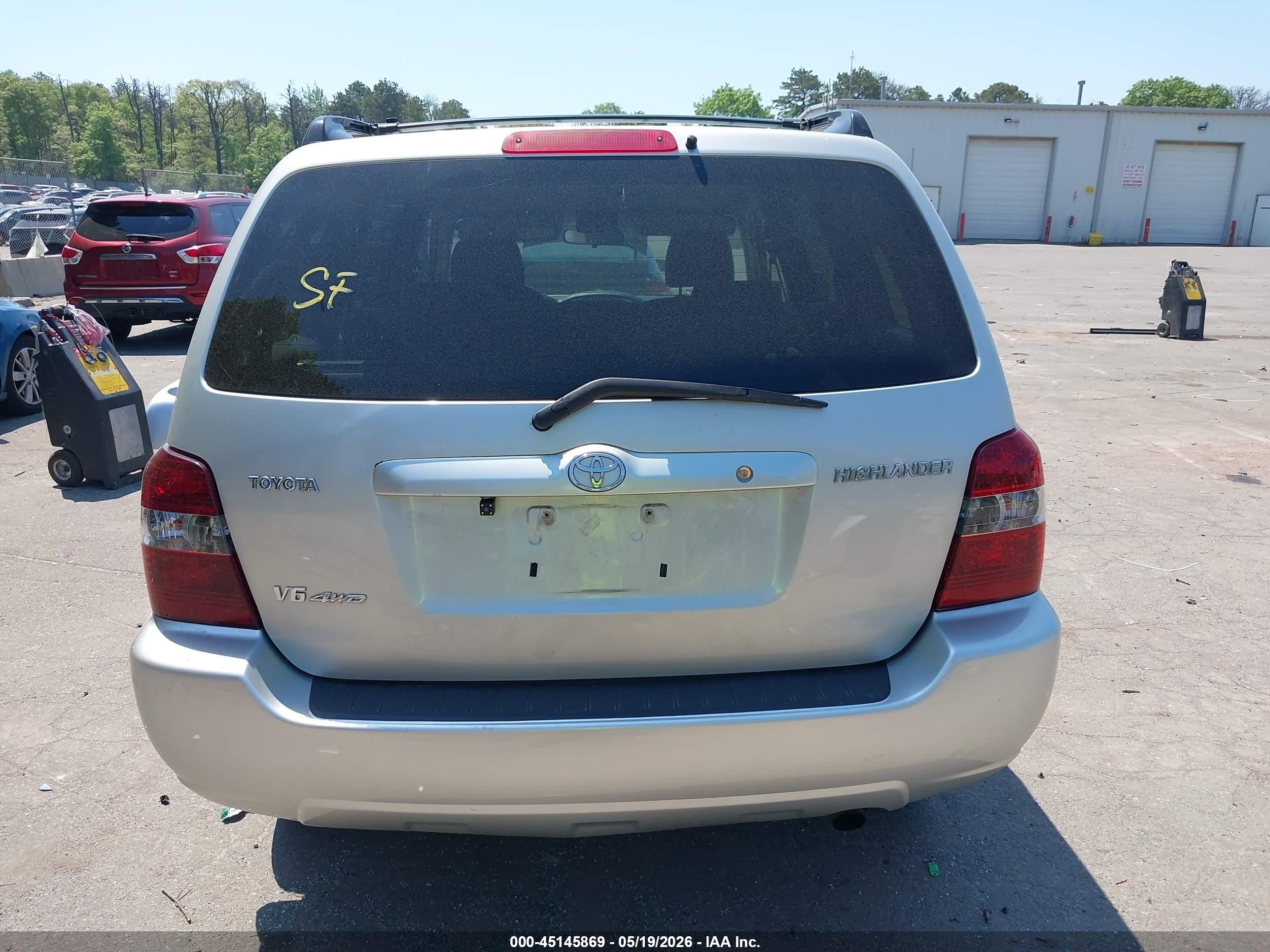 2005 Toyota Highlander V6 Серебряный vin: JTEEP21A650083005