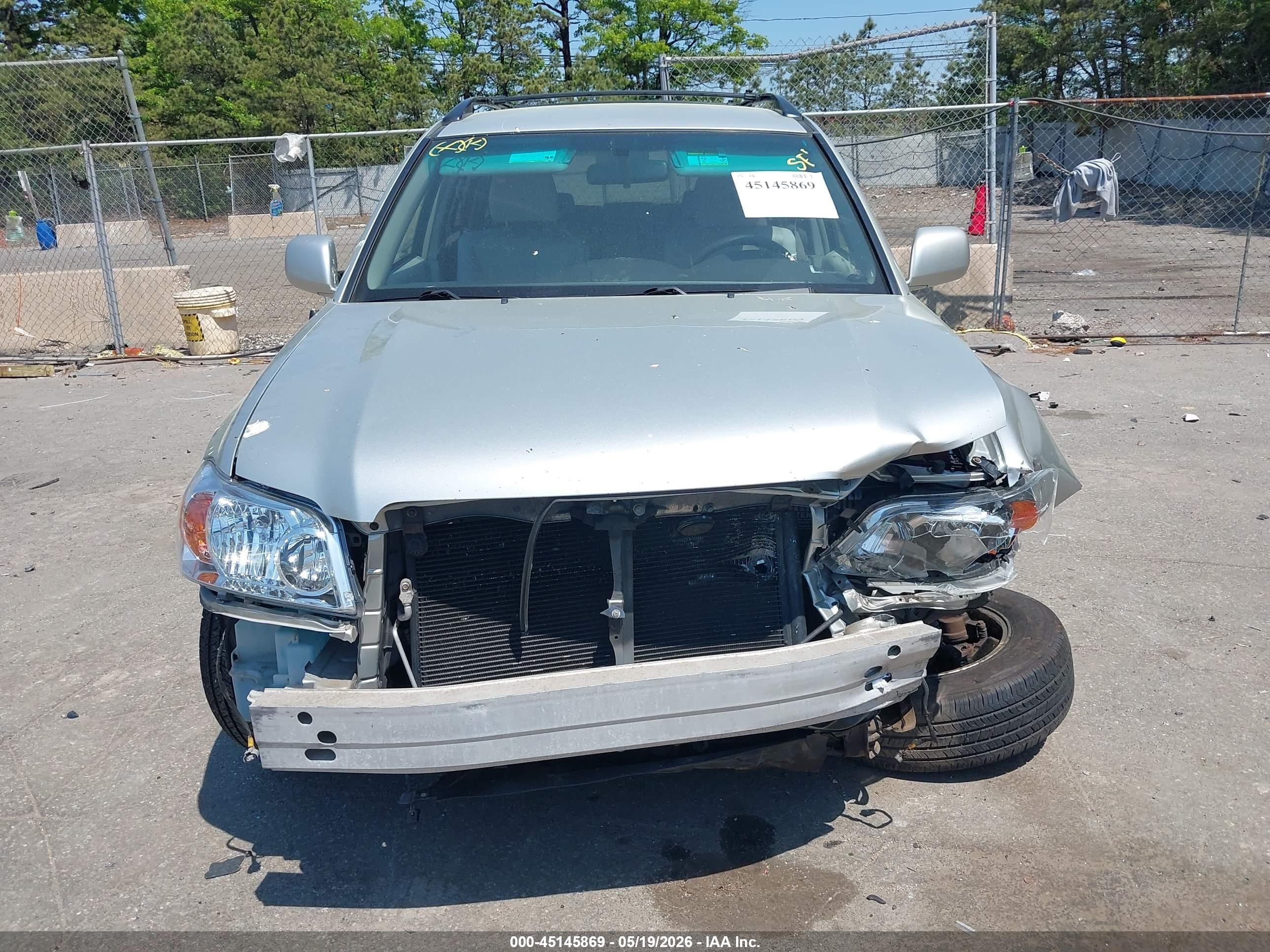 2005 Toyota Highlander V6 Серебряный vin: JTEEP21A650083005