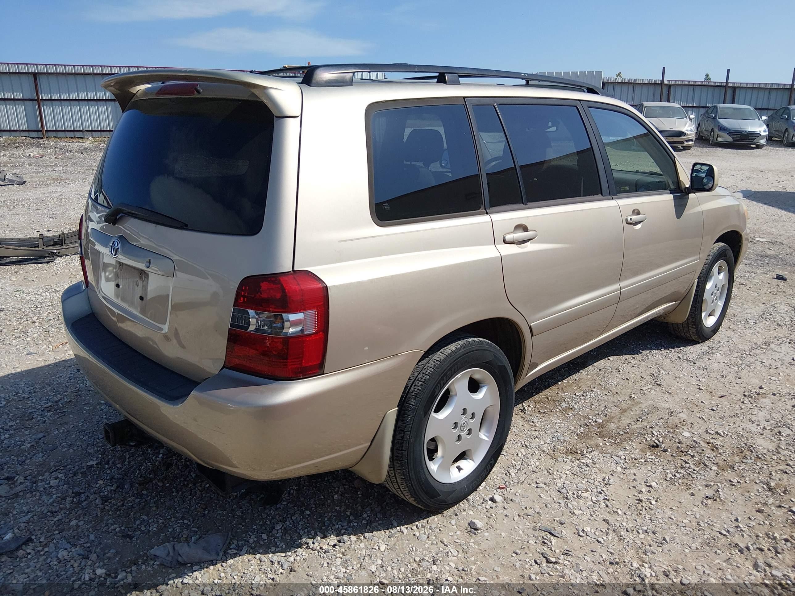 2005 Toyota Highlander Limited V6 Gold vin: JTEEP21A650091783