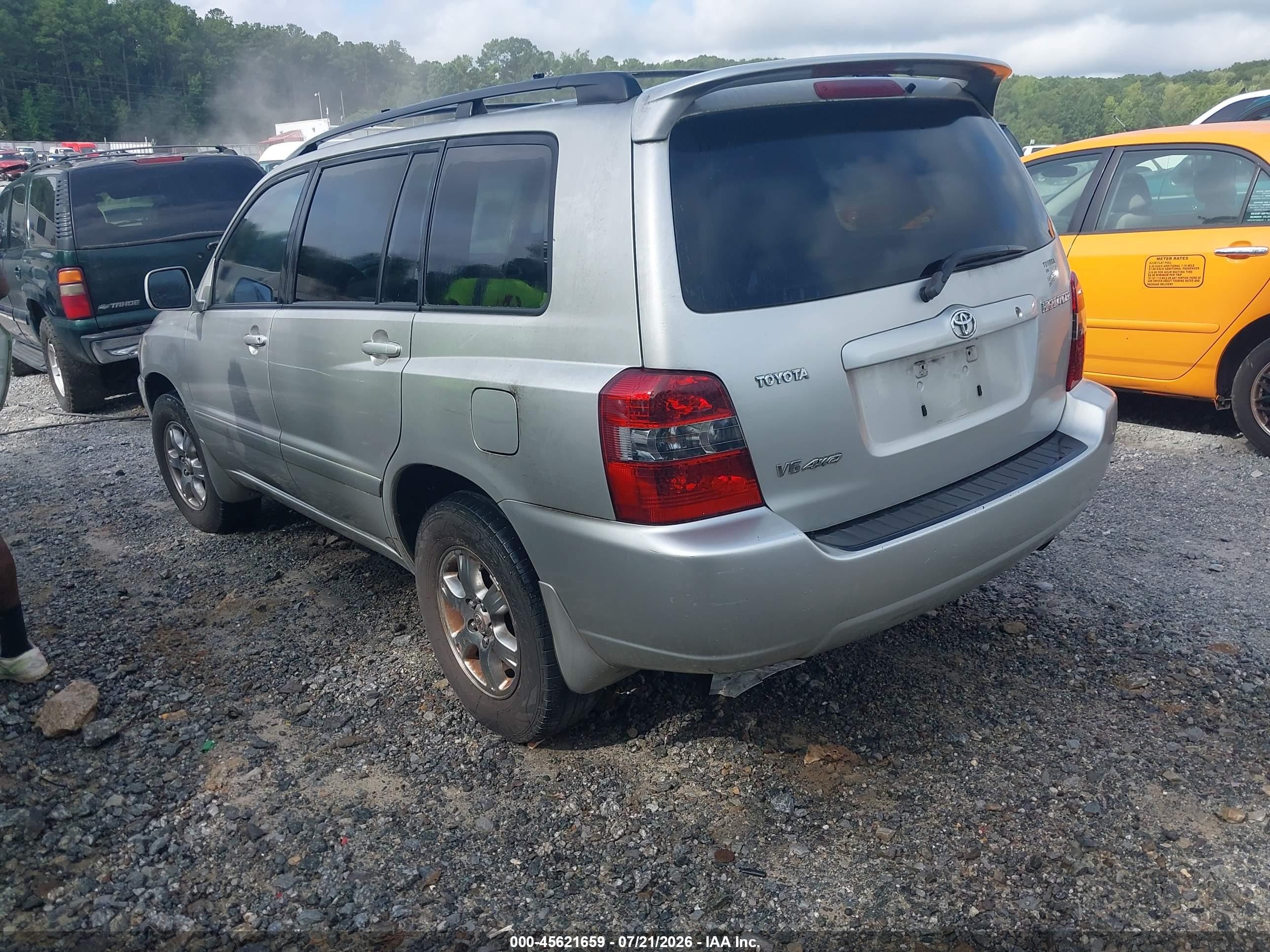 2005 Toyota Highlander V6 White vin: JTEEP21A650127018