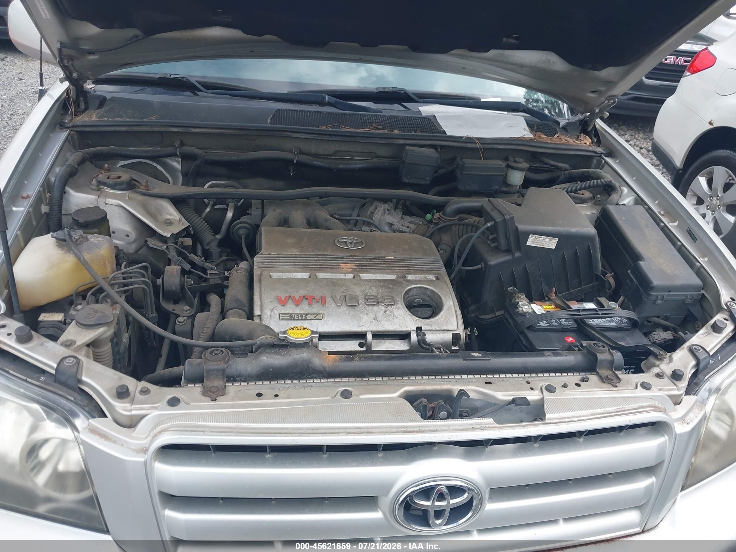 2005 Toyota Highlander V6 White vin: JTEEP21A650127018