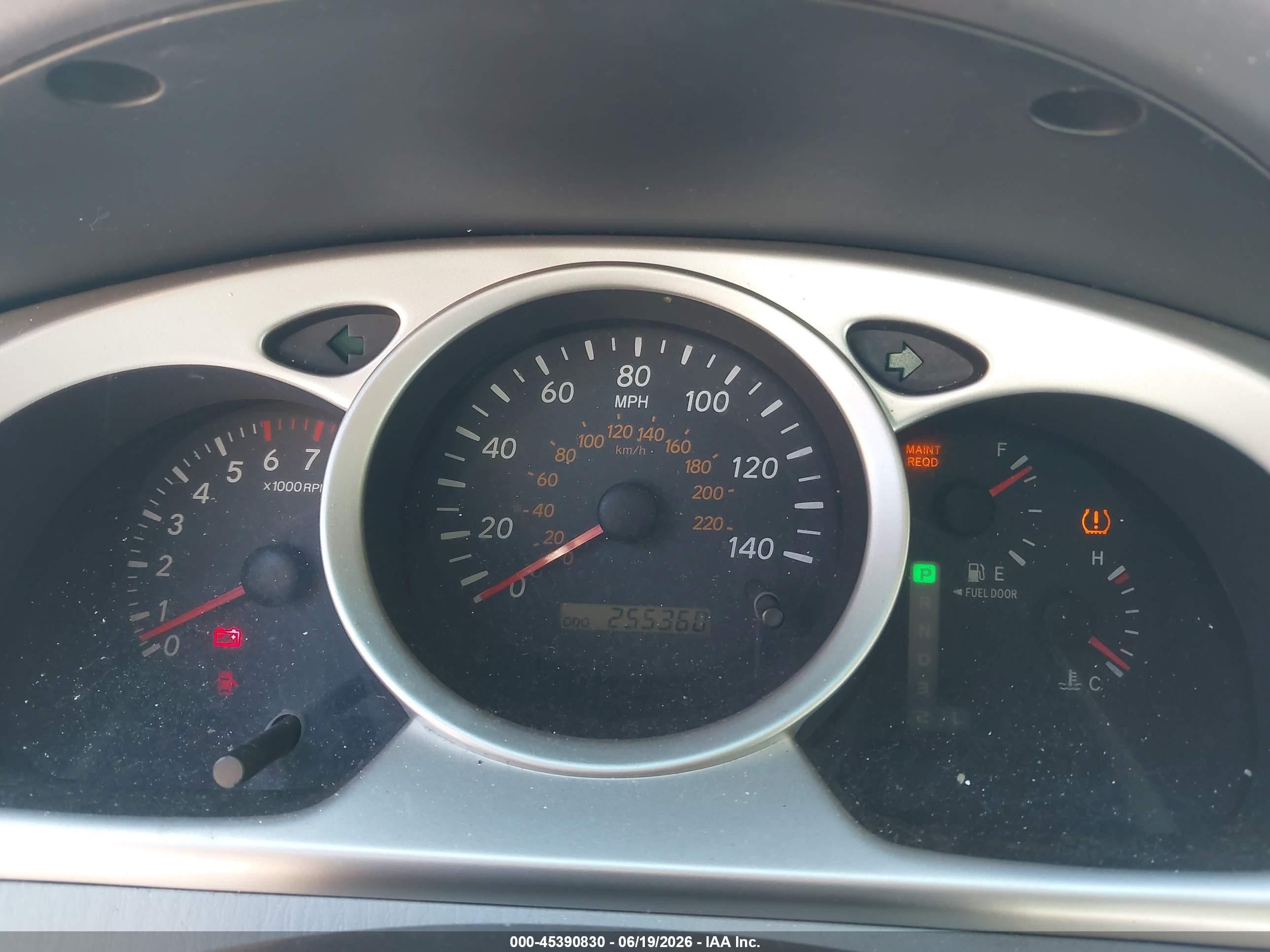 2006 Toyota Highlander V6 Black vin: JTEEP21A660136643