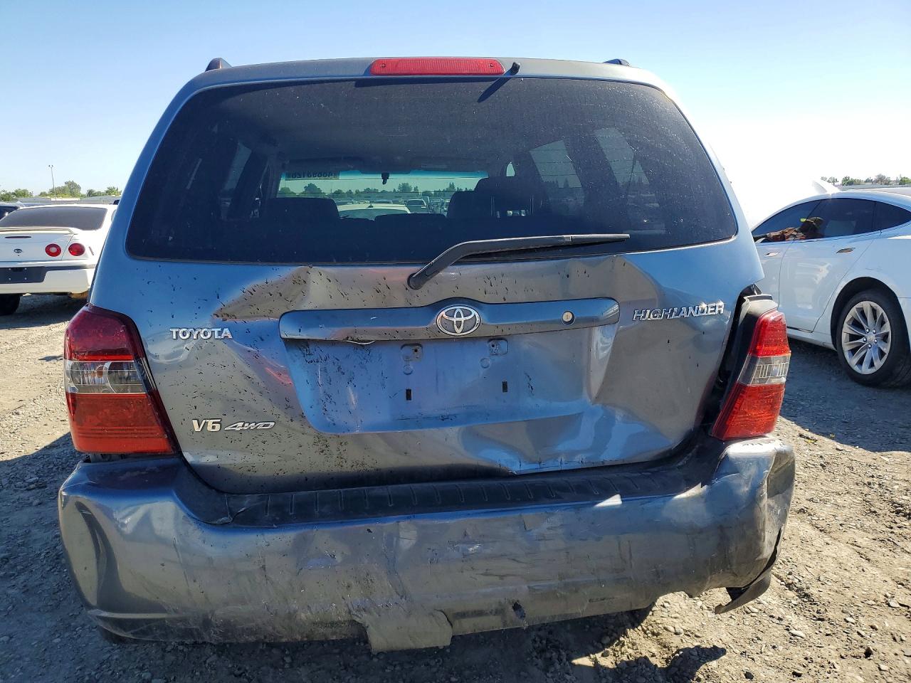 2006 Toyota Highlander Base Blue vin: JTEEP21A660138490