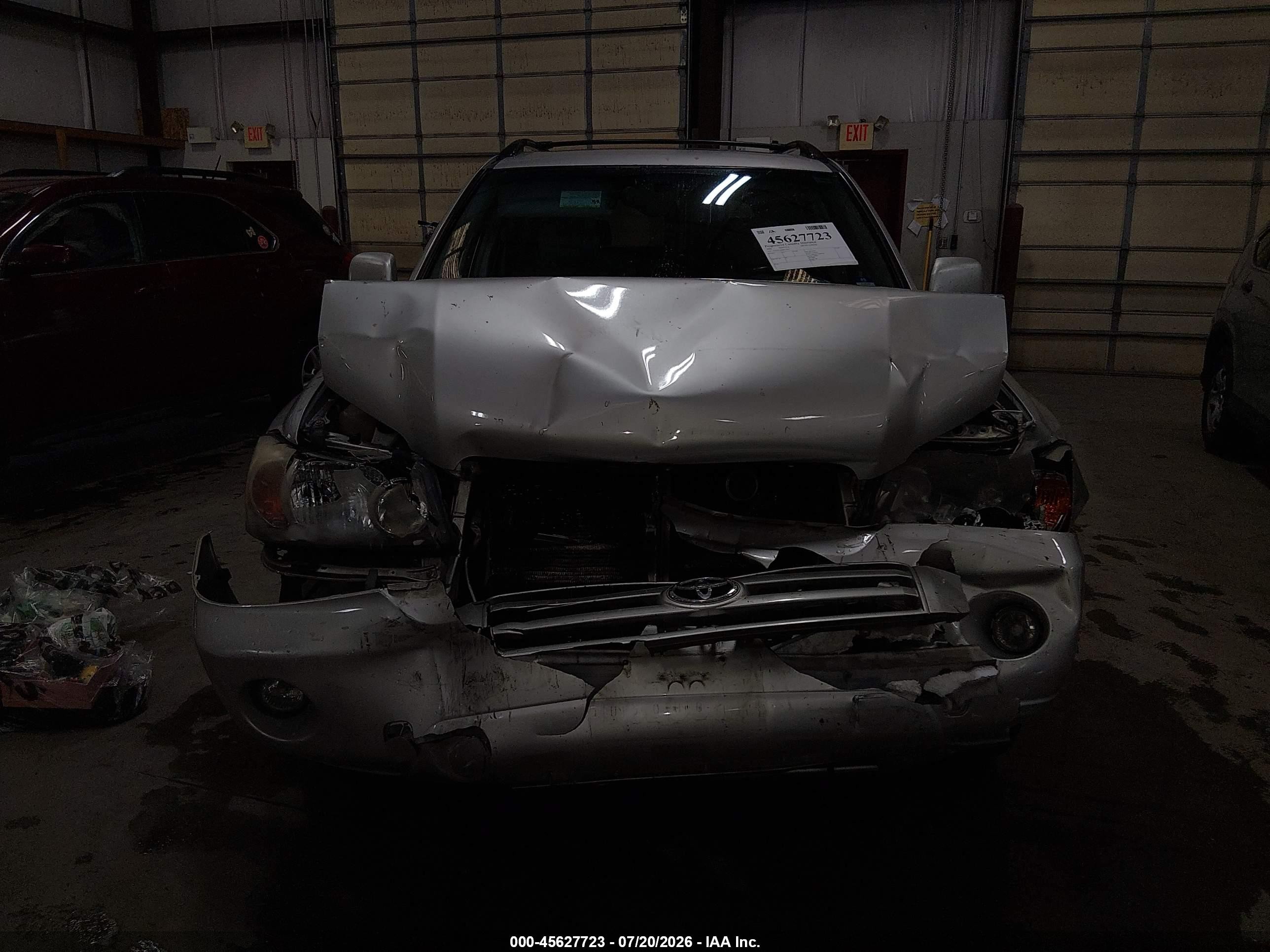 2006 Toyota Highlander Limited V6 Silver vin: JTEEP21A660143043