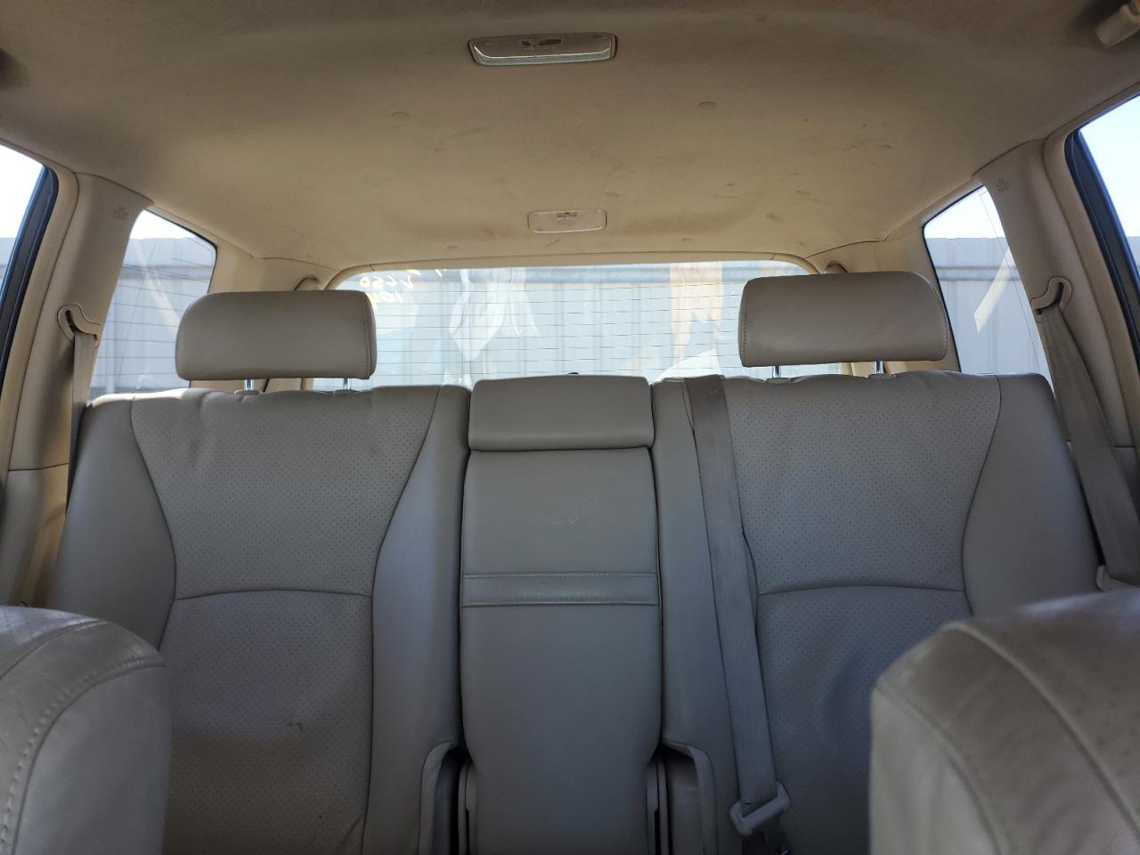 2006 Toyota Highlander Limited White vin: JTEEP21A660156259
