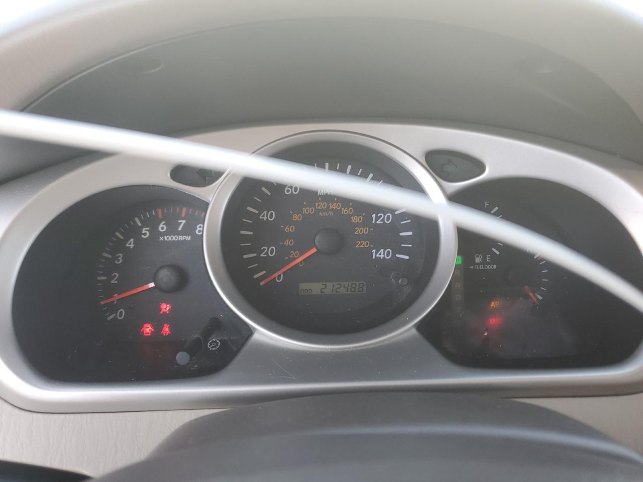 2006 Toyota Highlander Limited White vin: JTEEP21A660156259