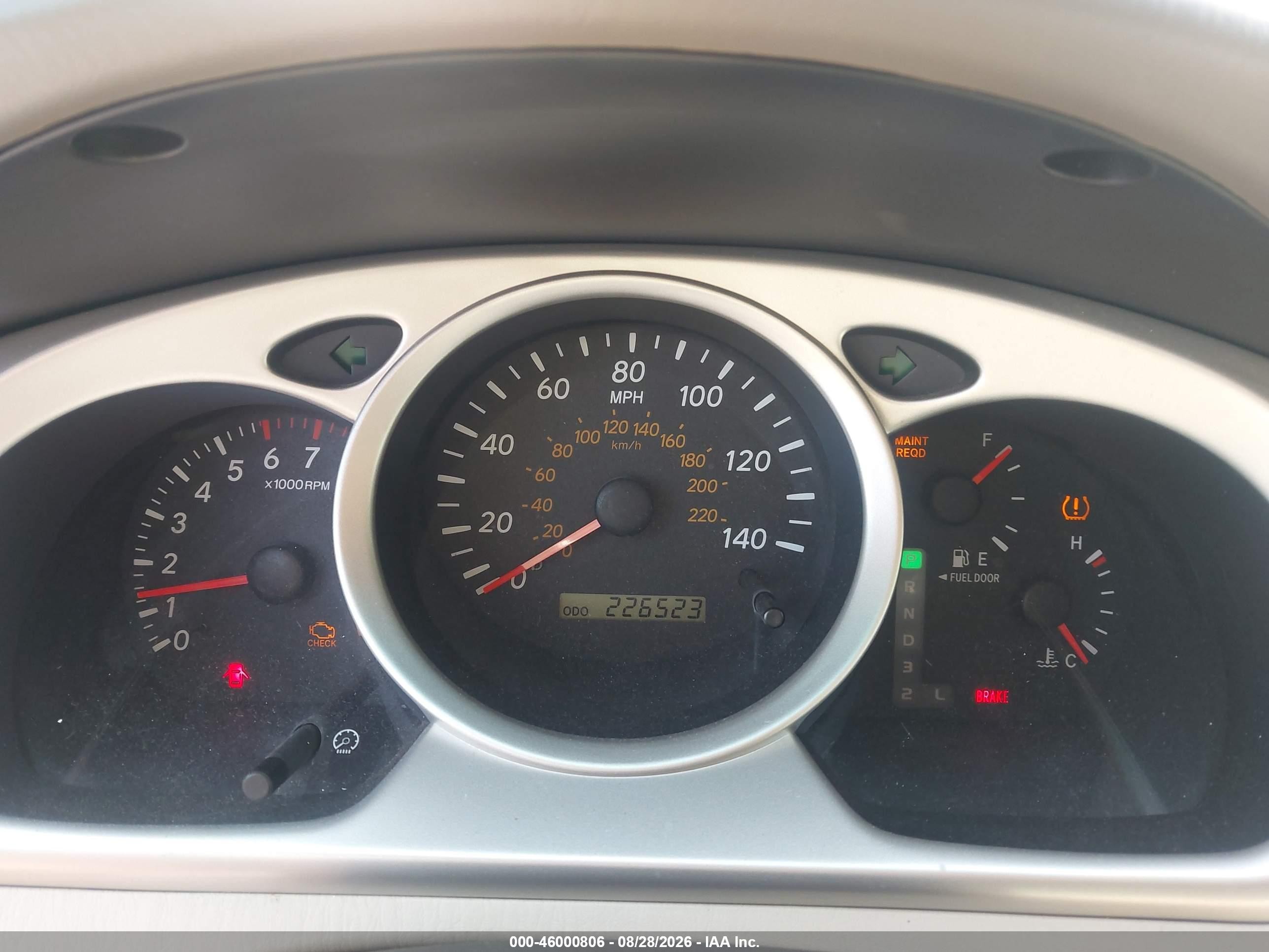 2007 Toyota Highlander V6 White vin: JTEEP21A670209107