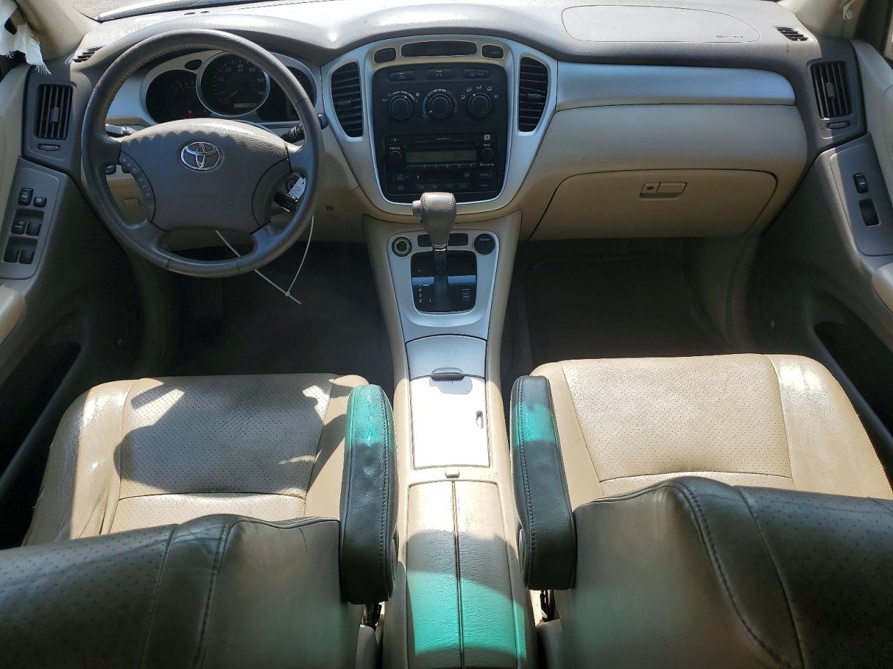 2007 Toyota Highlander Base Tan vin: JTEEP21A670210497